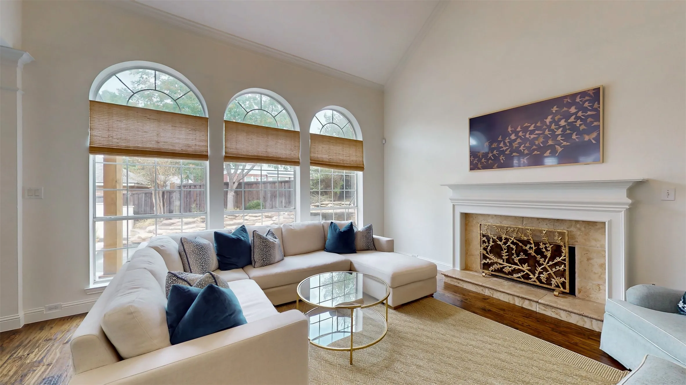 Single Family Residence For Sale in Tarrant County , 2148 Brookgate Drive, Grapevine, Texas 76051, 4 Bedroom, 3 Bathroom, 2 Garage spaces, 2,454 Sqft, built in 1994, mls#21401656, Real Estate Agent in Grapevine, Homes For Sale in Tarrant county, Homes For Sale in Grapevine, Realtor in Grapevine Texas, Real Estate Brokerage Independent Realty Texas, Luminita Cordes Realtor