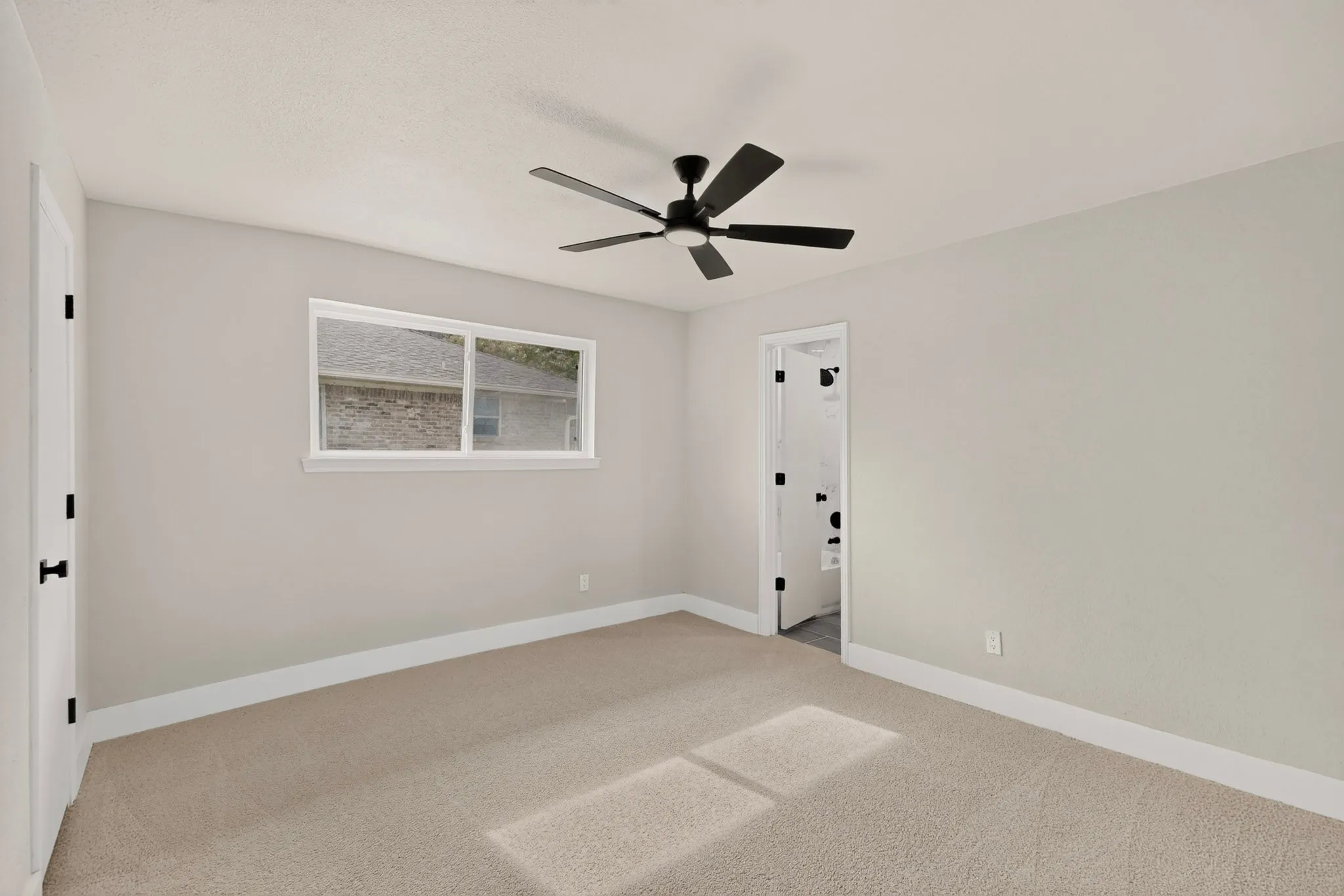 Single Family Residence For Sale in Denton County , 1331 San Antone Lane, Lewisville, Texas 75077, 5 Bedroom, 4 Bathroom, 2 Garage spaces, 2,863 Sqft, built in 1976, mls#21402645, Real Estate Agent in Lewisville, Homes For Sale in Denton county, Homes For Sale in Lewisville, Realtor in Lewisville Texas, Real Estate Brokerage Independent Realty Texas, Luminita Cordes Realtor