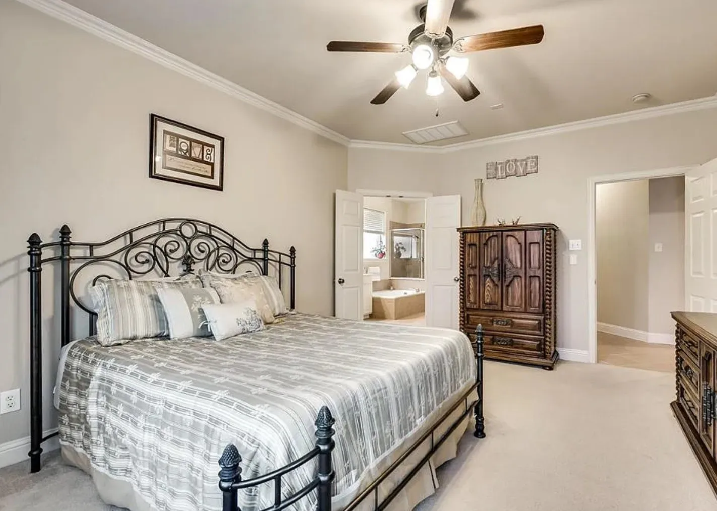 Single Family Residence For Rent in Tarrant County , 7043 Orion Drive, Grand Prairie, Texas 75054, 4 Bedroom, 3 Bathroom, 2 Garage spaces, 2,672 Sqft, built in 2006, mls#21402059, Real Estate Agent in Grand Prairie, Homes For Rent in Tarrant county, Homes For Rent in Grand Prairie, Realtor in Grand Prairie Texas, Real Estate Brokerage Independent Realty Texas, Luminita Cordes Realtor