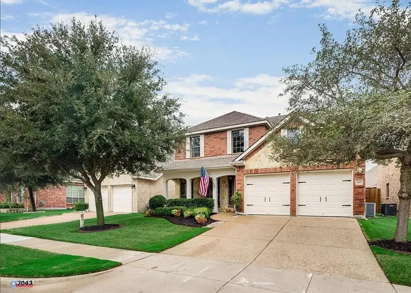 Single Family Residence For Rent in Tarrant County , 7043 Orion Drive, Grand Prairie, Texas 75054, 4 Bedroom, 3 Bathroom, 2 Garage spaces, 2,672 Sqft, built in 2006, mls#21402059, Real Estate Agent in Grand Prairie, Homes For Rent in Tarrant county, Homes For Rent in Grand Prairie, Realtor in Grand Prairie Texas, Real Estate Brokerage Independent Realty Texas, Luminita Cordes Realtor