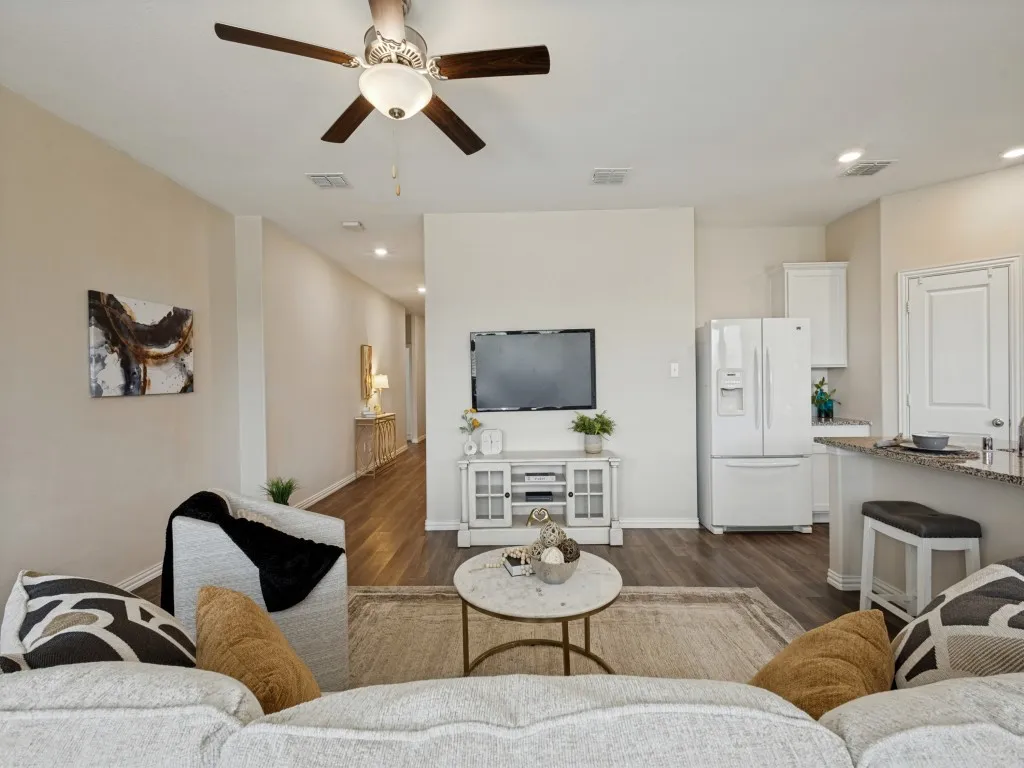Great lay out offers secondary bedrooms in the front of the home, and the primary in the back.
