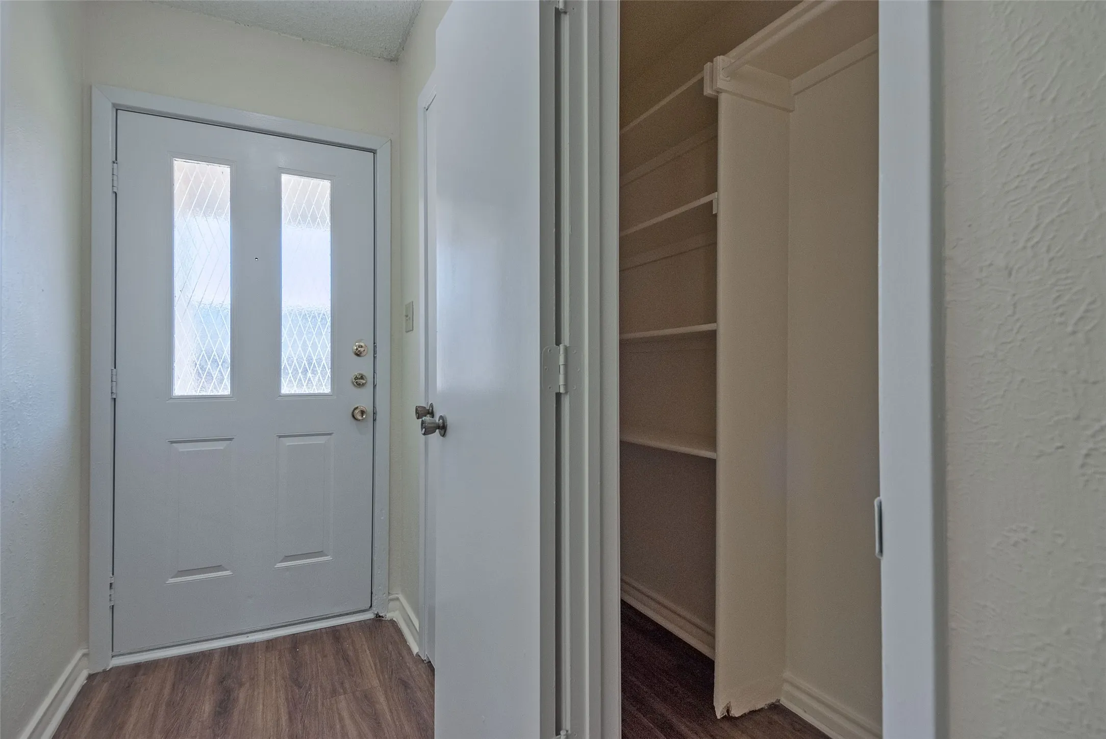 Duplex For Rent in Dallas County , 6490 Argo Street, Dallas, Texas 75214, 2 Bedroom, 2 Bathroom, 1 Garage spaces, 1,090 Sqft, built in 1983, mls#21402692, Real Estate Agent in Dallas, Homes For Rent in Dallas county, Homes For Rent in Dallas, Realtor in Dallas Texas, Real Estate Brokerage Independent Realty Texas, Luminita Cordes Realtor