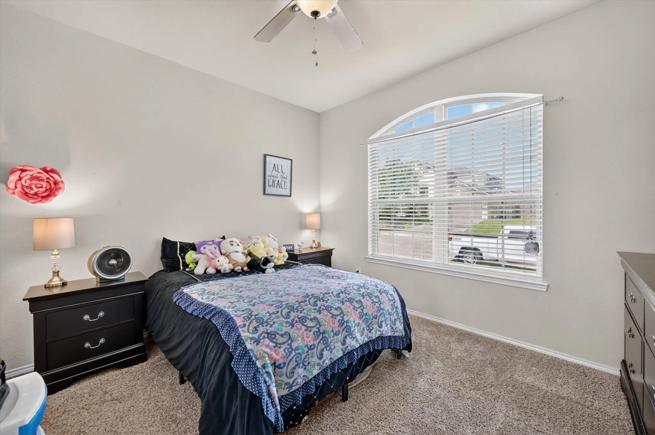 Single Family Residence For Sale in Tarrant County , 1332 Foxglove Lane, Burleson, Texas 76028, 5 Bedroom, 3 Bathroom, 2 Garage spaces, 2,942 Sqft, built in 2016, mls#21402681, Real Estate Agent in Burleson, Homes For Sale in Tarrant county, Homes For Sale in Burleson, Realtor in Burleson Texas, Real Estate Brokerage Independent Realty Texas, Luminita Cordes Realtor