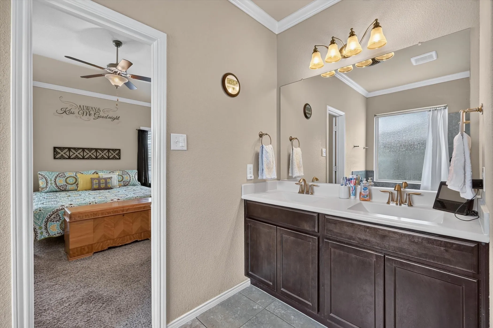 Single Family Residence For Sale in Tarrant County , 1332 Foxglove Lane, Burleson, Texas 76028, 5 Bedroom, 3 Bathroom, 2 Garage spaces, 2,942 Sqft, built in 2016, mls#21402681, Real Estate Agent in Burleson, Homes For Sale in Tarrant county, Homes For Sale in Burleson, Realtor in Burleson Texas, Real Estate Brokerage Independent Realty Texas, Luminita Cordes Realtor