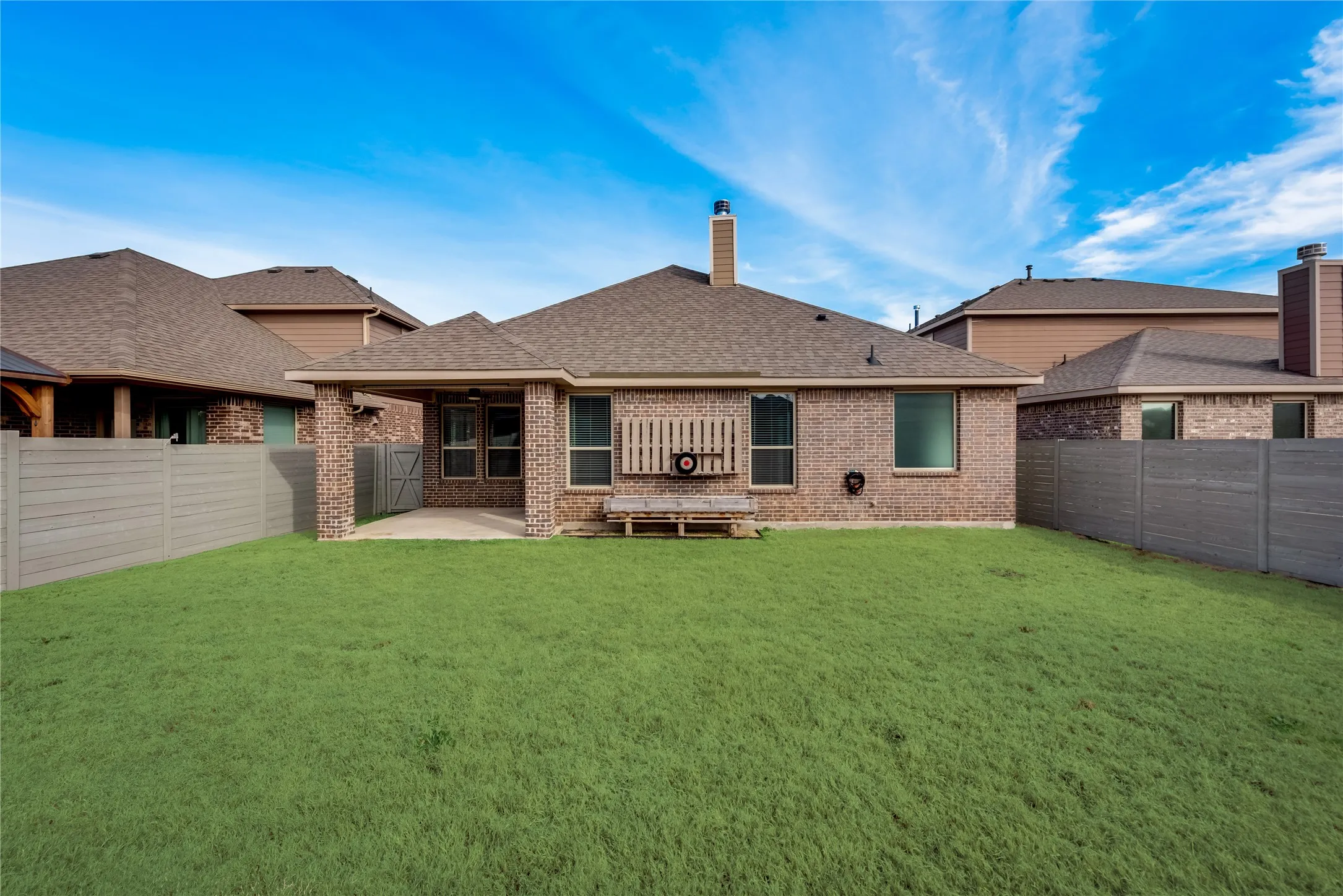Single Family Residence For Rent in Denton County , 905 Dove Cove, Argyle, Texas 76226, 4 Bedroom, 3 Bathroom, 2 Garage spaces, 1,813 Sqft, built in 2018, mls#21401553, Real Estate Agent in Argyle, Homes For Rent in Denton county, Homes For Rent in Argyle, Realtor in Argyle Texas, Real Estate Brokerage Independent Realty Texas, Luminita Cordes Realtor