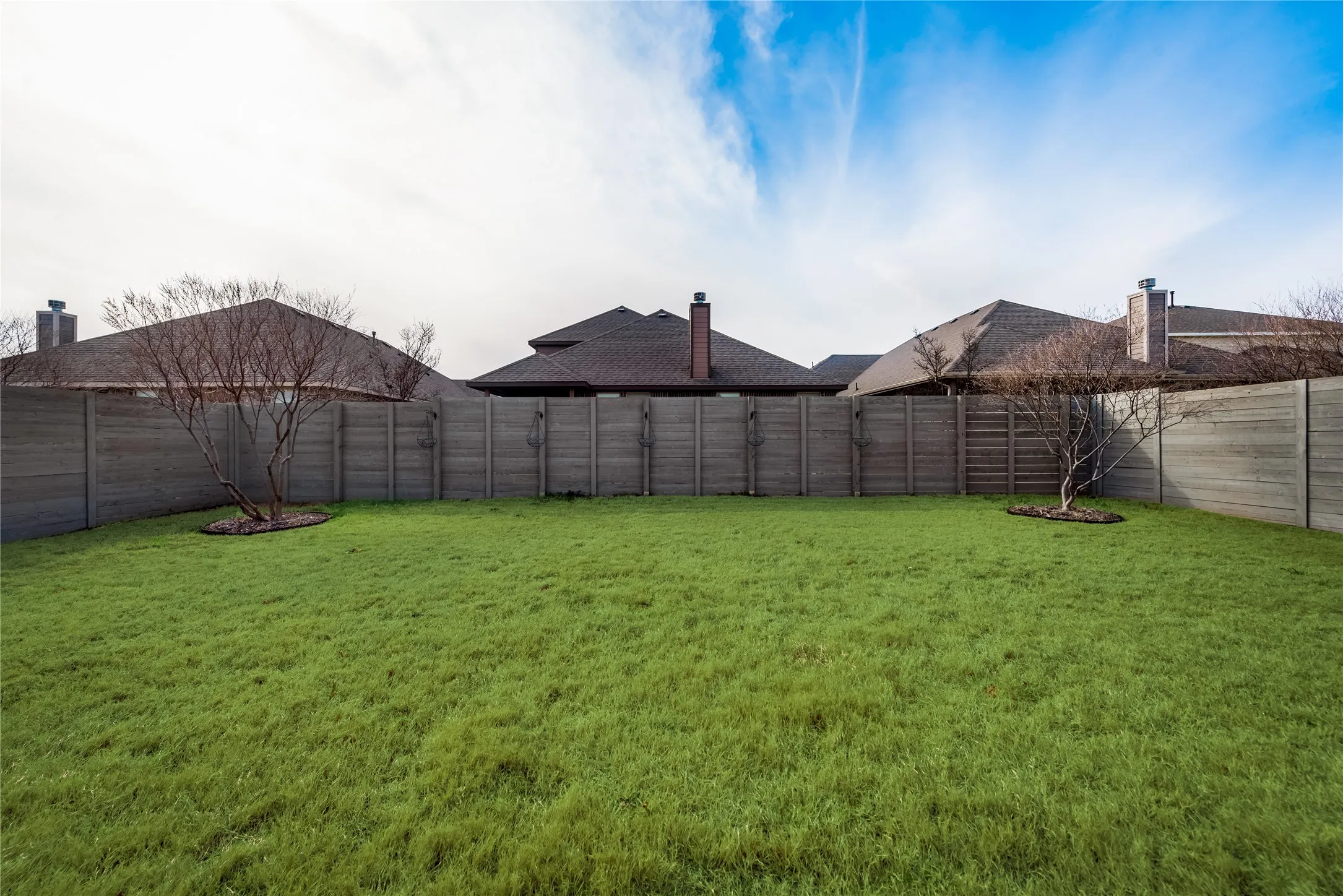 Single Family Residence For Rent in Denton County , 905 Dove Cove, Argyle, Texas 76226, 4 Bedroom, 3 Bathroom, 2 Garage spaces, 1,813 Sqft, built in 2018, mls#21401553, Real Estate Agent in Argyle, Homes For Rent in Denton county, Homes For Rent in Argyle, Realtor in Argyle Texas, Real Estate Brokerage Independent Realty Texas, Luminita Cordes Realtor