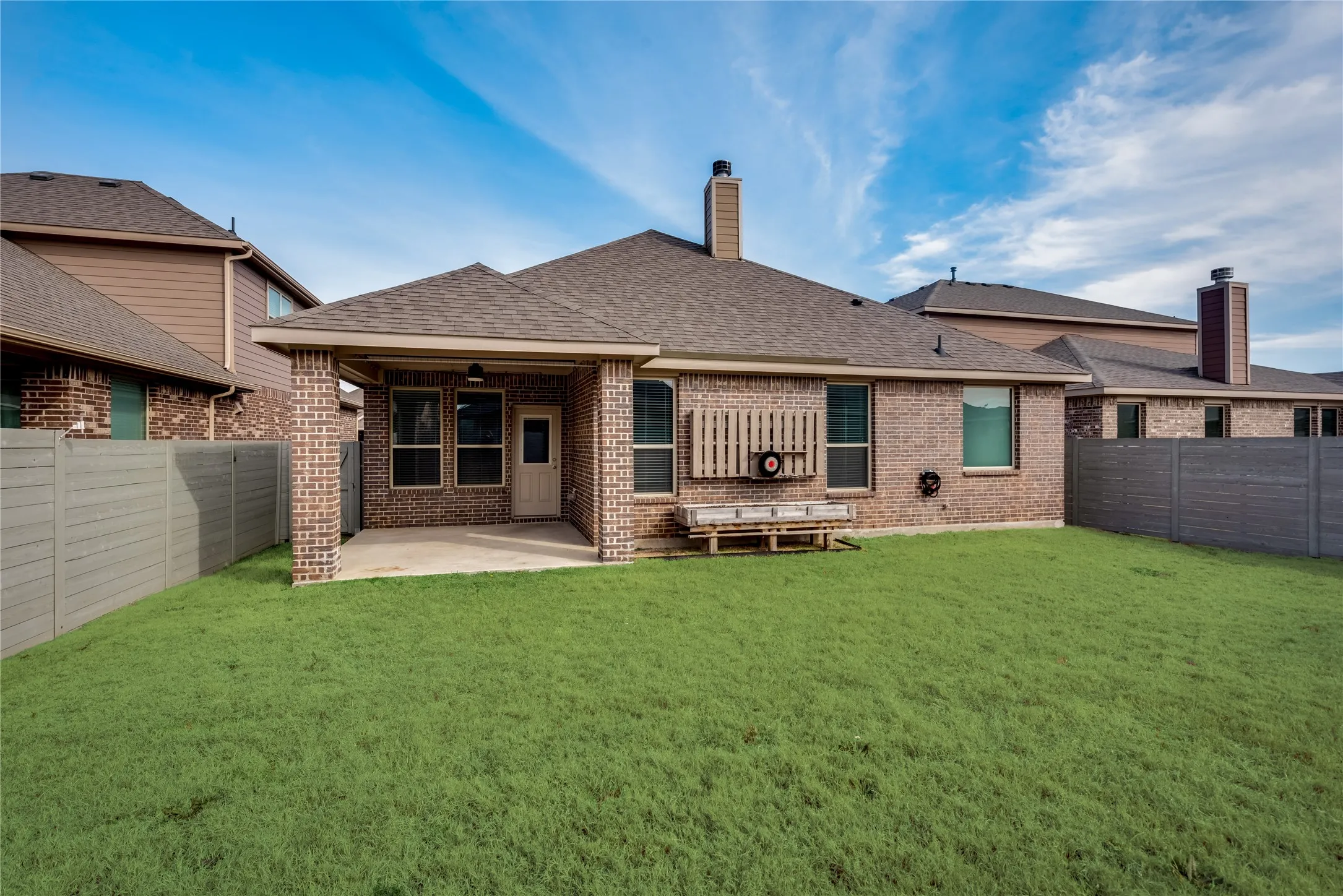 Single Family Residence For Rent in Denton County , 905 Dove Cove, Argyle, Texas 76226, 4 Bedroom, 3 Bathroom, 2 Garage spaces, 1,813 Sqft, built in 2018, mls#21401553, Real Estate Agent in Argyle, Homes For Rent in Denton county, Homes For Rent in Argyle, Realtor in Argyle Texas, Real Estate Brokerage Independent Realty Texas, Luminita Cordes Realtor