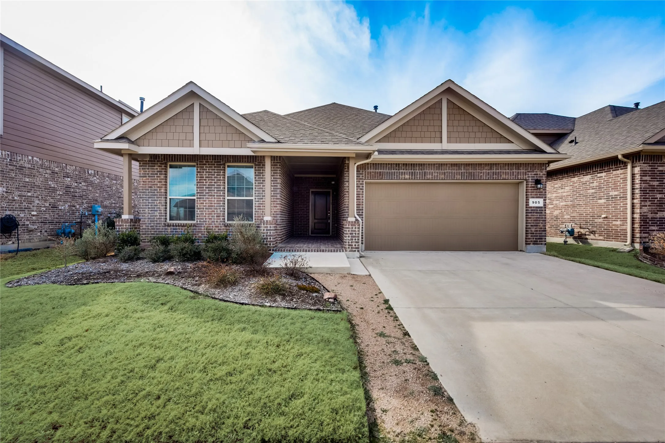 Single Family Residence For Rent