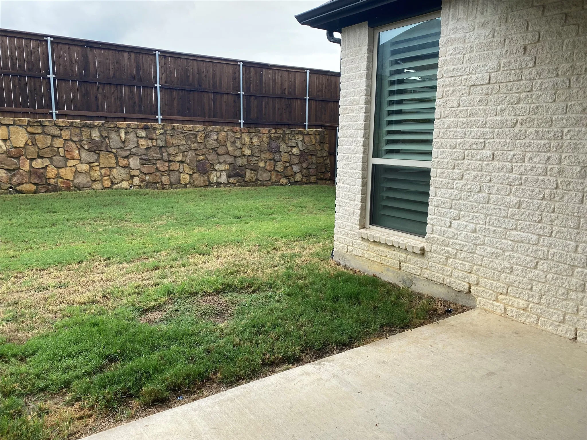 Single Family Residence For Rent in Johnson County , 409 Caddo Ridge Lane, Mansfield, Texas 76063, 5 Bedroom, 5 Bathroom, 3 Garage spaces, 3,077 Sqft, built in 2023, mls#21402719, Real Estate Agent in Mansfield, Homes For Rent in Johnson county, Homes For Rent in Mansfield, Realtor in Mansfield Texas, Real Estate Brokerage Independent Realty Texas, Luminita Cordes Realtor
