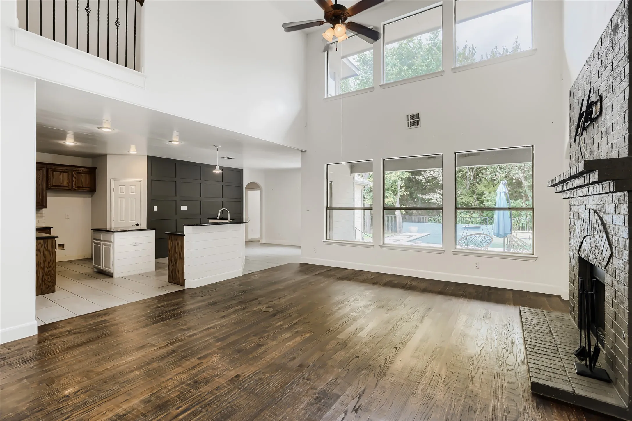 Single Family Residence For Sale in Denton County , 116 Crooked Cove, Argyle, Texas 76226, 4 Bedroom, 3 Bathroom, 2 Garage spaces, 3,323 Sqft, built in 2007, mls#21401397, Real Estate Agent in Argyle, Homes For Sale in Denton county, Homes For Sale in Argyle, Realtor in Argyle Texas, Real Estate Brokerage Independent Realty Texas, Luminita Cordes Realtor