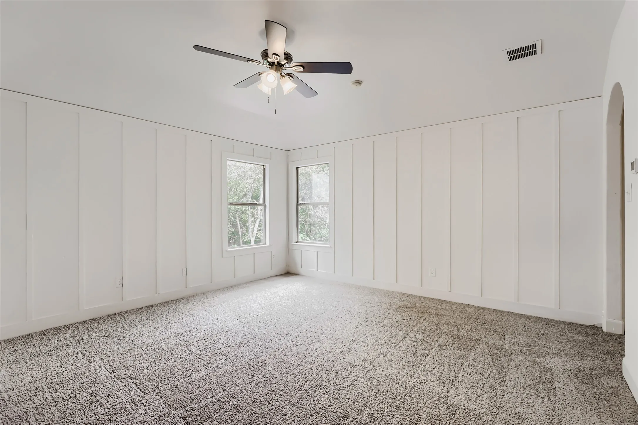 Single Family Residence For Sale in Denton County , 116 Crooked Cove, Argyle, Texas 76226, 4 Bedroom, 3 Bathroom, 2 Garage spaces, 3,323 Sqft, built in 2007, mls#21401397, Real Estate Agent in Argyle, Homes For Sale in Denton county, Homes For Sale in Argyle, Realtor in Argyle Texas, Real Estate Brokerage Independent Realty Texas, Luminita Cordes Realtor