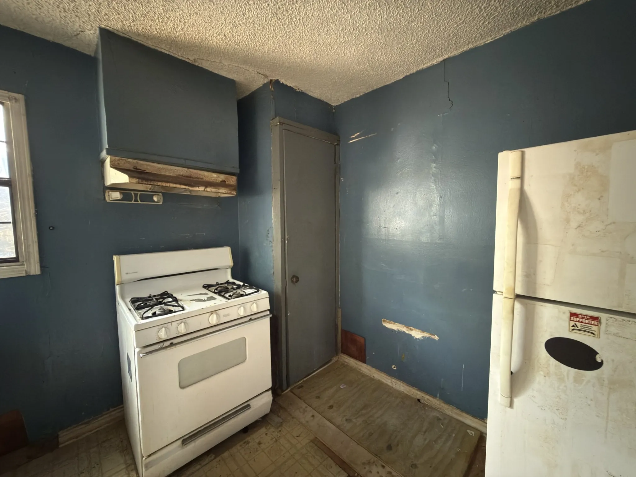 Single Family Residence For Sale in Dallas County , 8367 Transit Street, Dallas, Texas 75217, 2 Bedroom, 1 Bathroom, Garage spaces, 784 Sqft, built in 1949, mls#21402717, Real Estate Agent in Dallas, Homes For Sale in Dallas county, Homes For Sale in Dallas, Realtor in Dallas Texas, Real Estate Brokerage Independent Realty Texas, Luminita Cordes Realtor