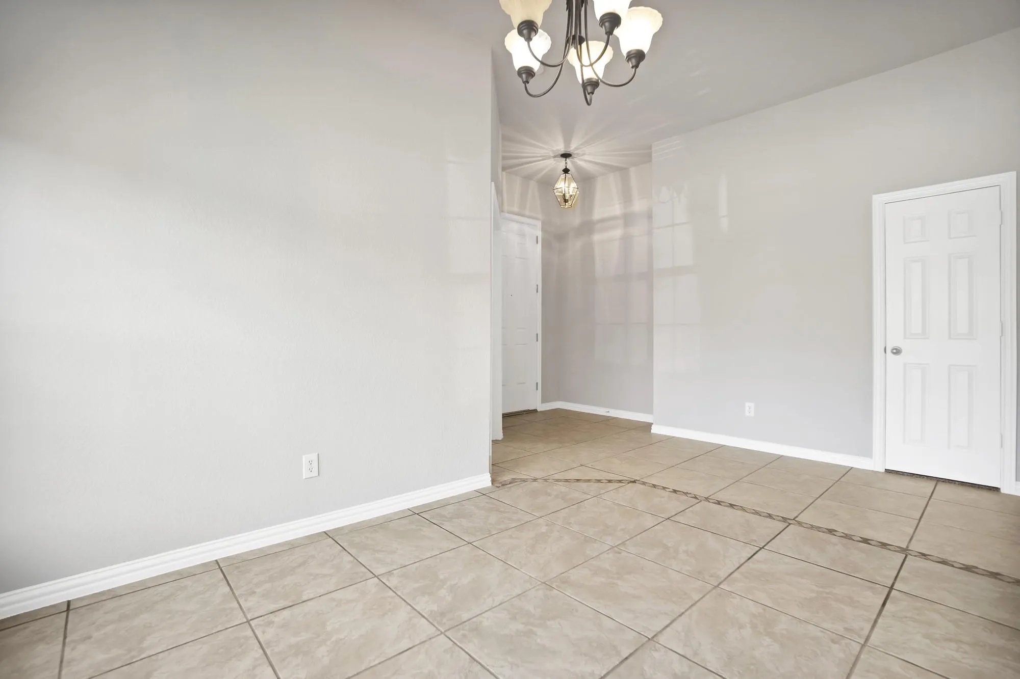 Single Family Residence For Rent in Rockwall County , 256 White Drive, Fate, Texas 75087, 3 Bedroom, 2 Bathroom, 2 Garage spaces, 2,030 Sqft, built in 2006, mls#21402736, Real Estate Agent in Fate, Homes For Rent in Rockwall county, Homes For Rent in Fate, Realtor in Fate Texas, Real Estate Brokerage Independent Realty Texas, Luminita Cordes Realtor