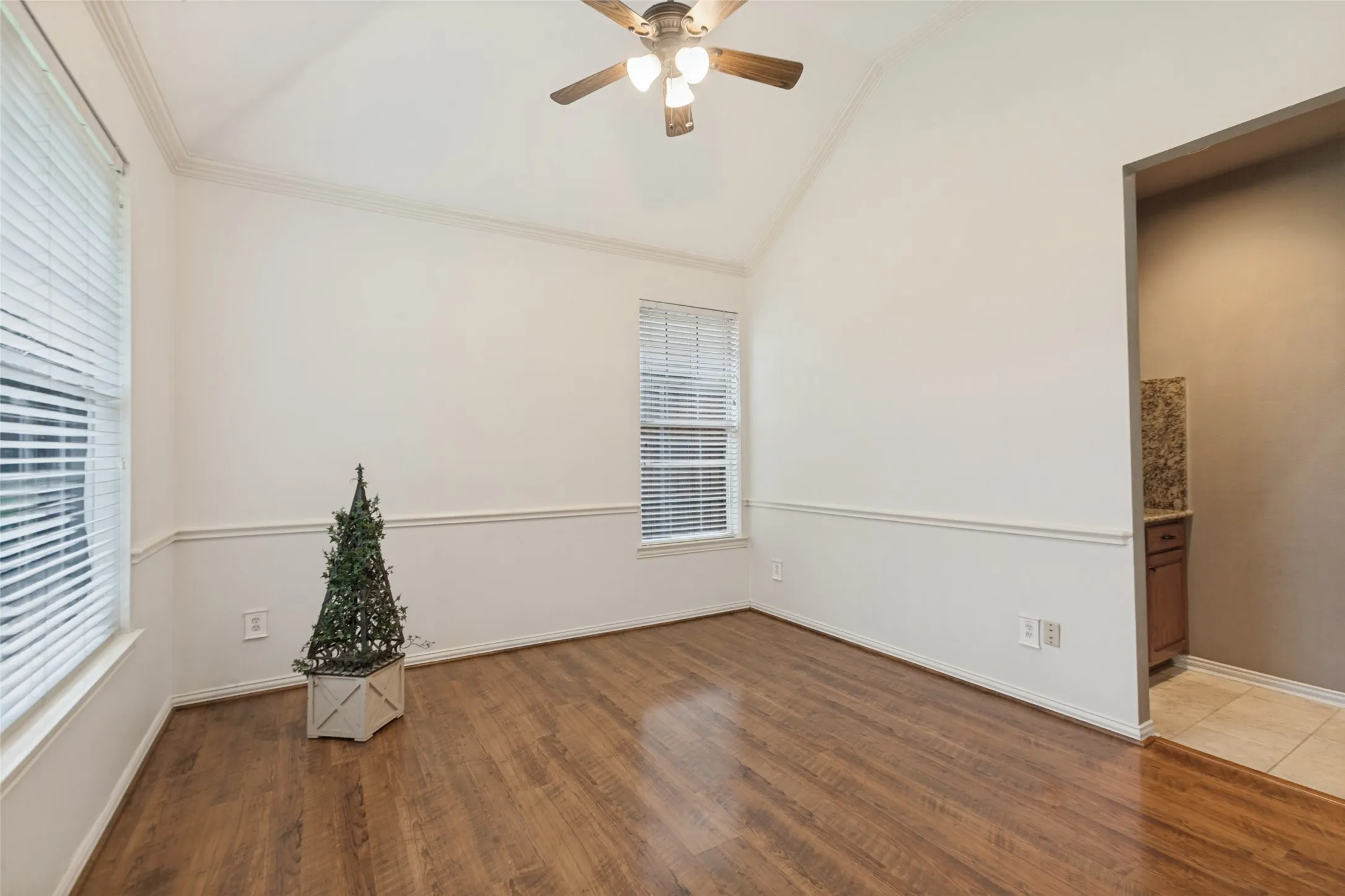 Living room or could be changed to Dining Room with a bar in the opening