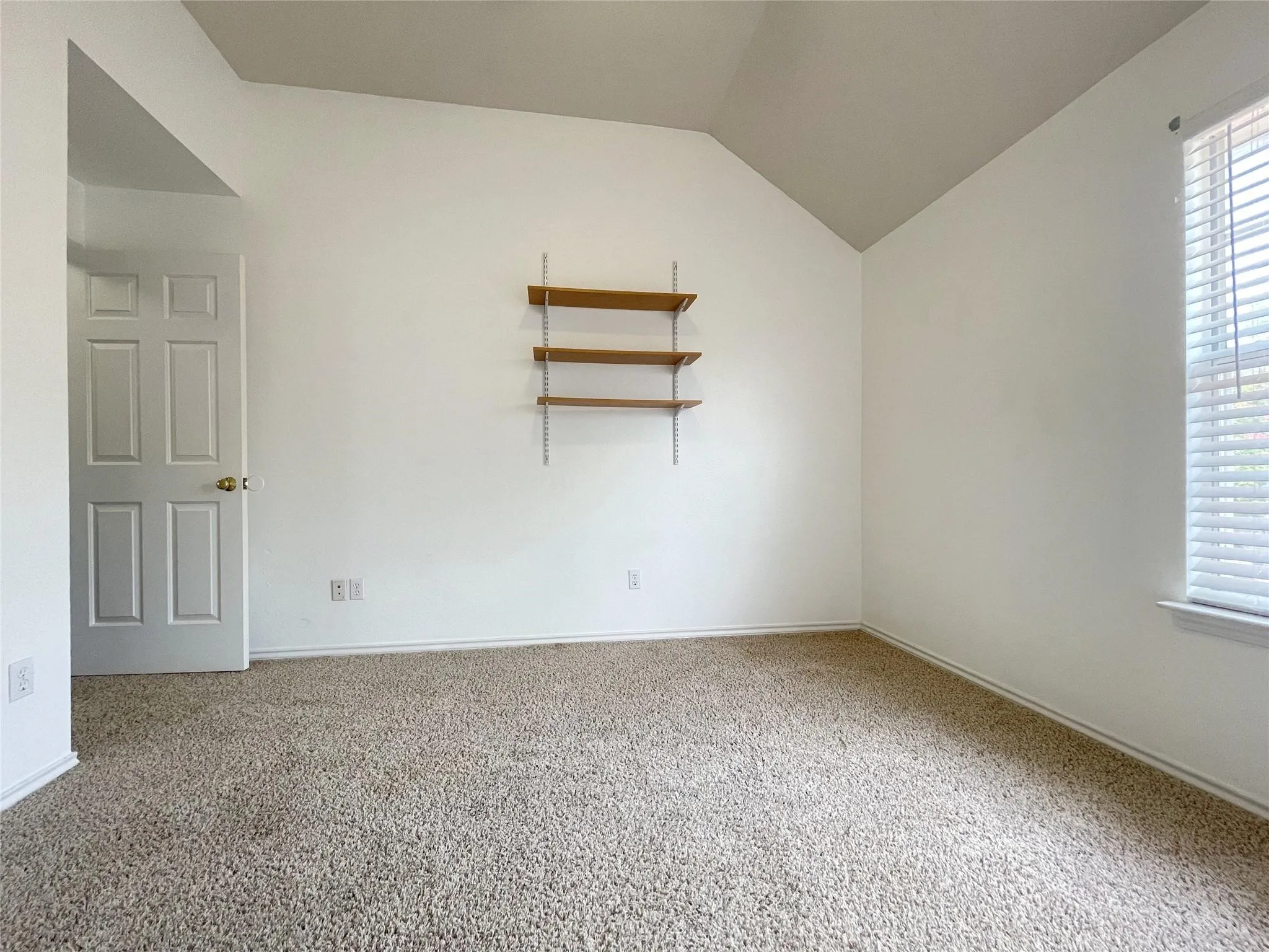 Single Family Residence For Rent in Collin County , 3816 Stockport Drive, Plano, Texas 75025, 4 Bedroom, 4 Bathroom, 2 Garage spaces, 3,158 Sqft, built in 1992, mls#21402747, Real Estate Agent in Plano, Homes For Rent in Collin county, Homes For Rent in Plano, Realtor in Plano Texas, Real Estate Brokerage Independent Realty Texas, Luminita Cordes Realtor
