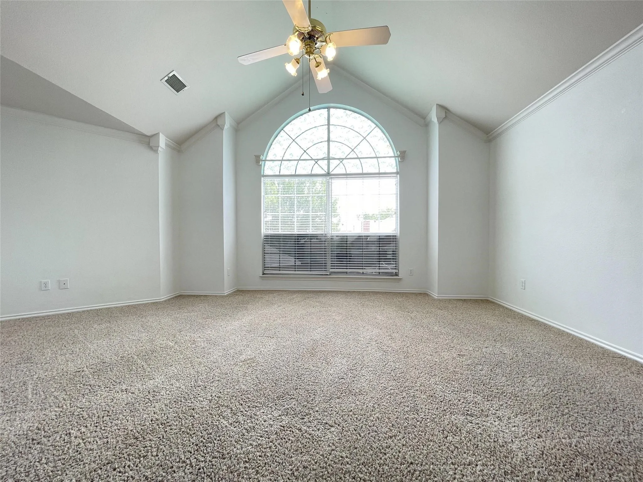 Single Family Residence For Rent in Collin County , 3816 Stockport Drive, Plano, Texas 75025, 4 Bedroom, 4 Bathroom, 2 Garage spaces, 3,158 Sqft, built in 1992, mls#21402747, Real Estate Agent in Plano, Homes For Rent in Collin county, Homes For Rent in Plano, Realtor in Plano Texas, Real Estate Brokerage Independent Realty Texas, Luminita Cordes Realtor