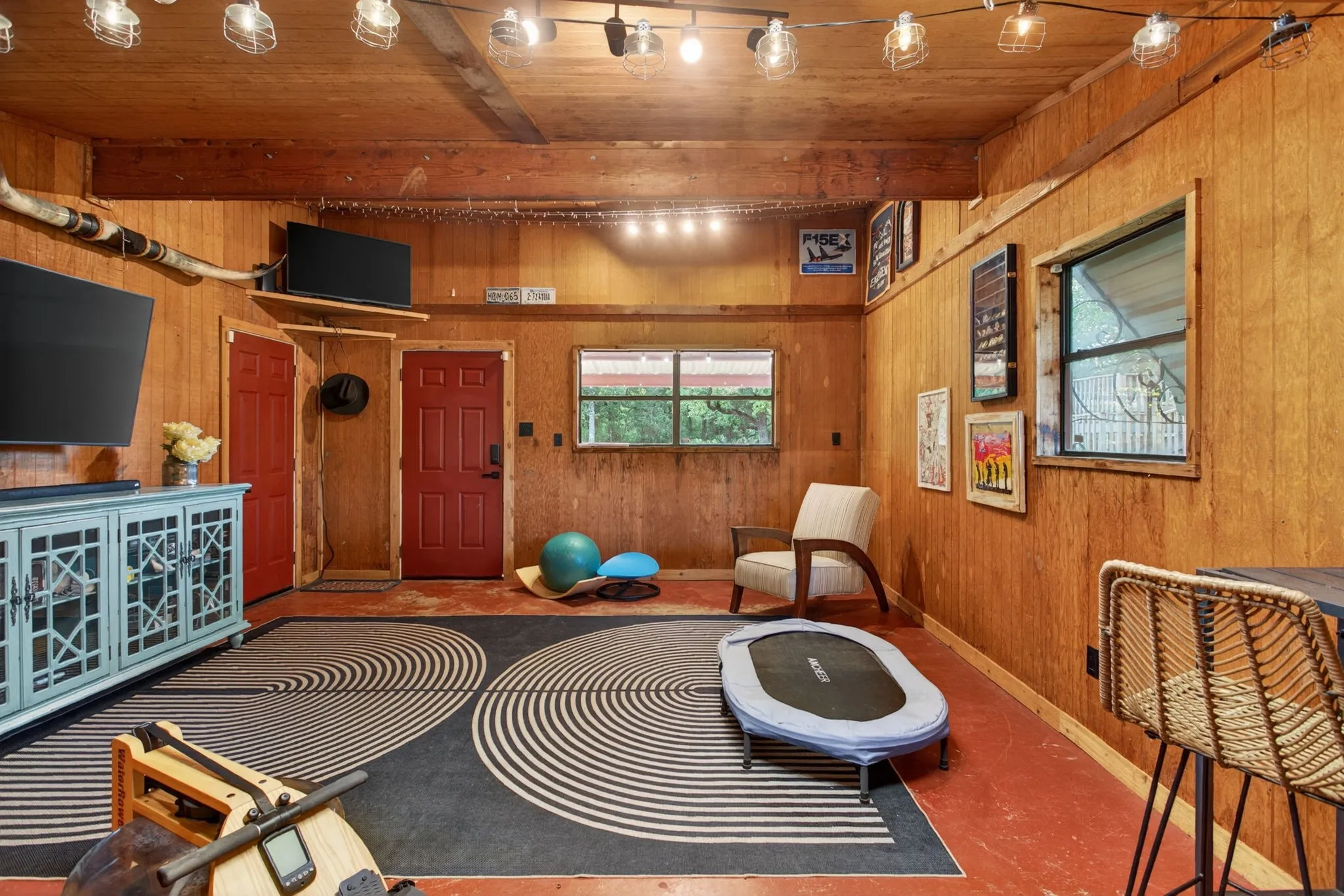 Window unit plus electric means a whole extra space. Gym? Pool room? Are we allowed to say man cave anymore?