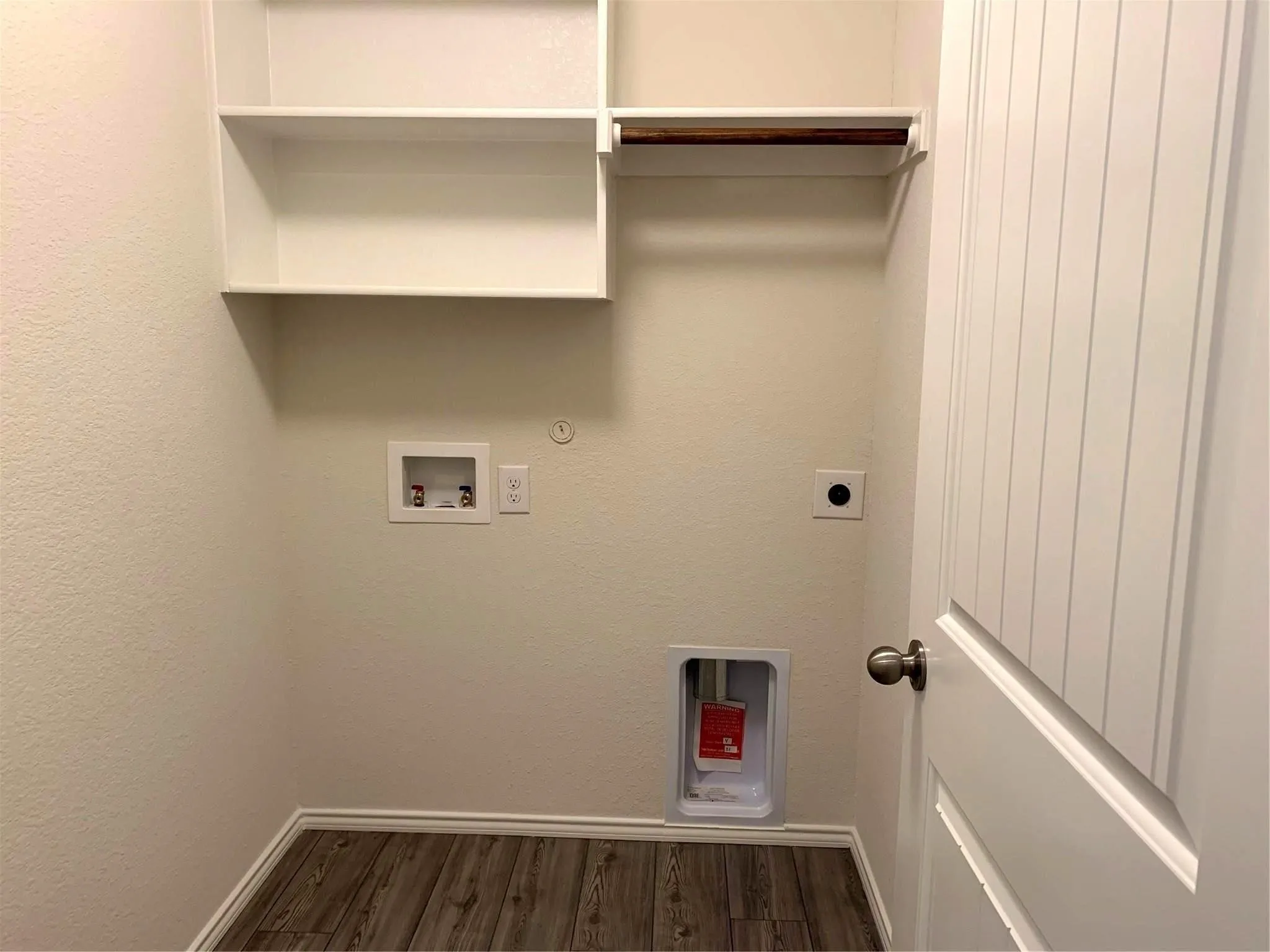 Single Family Residence For Rent in Denton County , 2449 Evening Stone Drive, Little Elm, Texas 76227, 4 Bedroom, 2 Bathroom, 2 Garage spaces, 2,018 Sqft, built in 2020, mls#21402751, Real Estate Agent in Little Elm, Homes For Rent in Denton county, Homes For Rent in Little Elm, Realtor in Little Elm Texas, Real Estate Brokerage Independent Realty Texas, Luminita Cordes Realtor