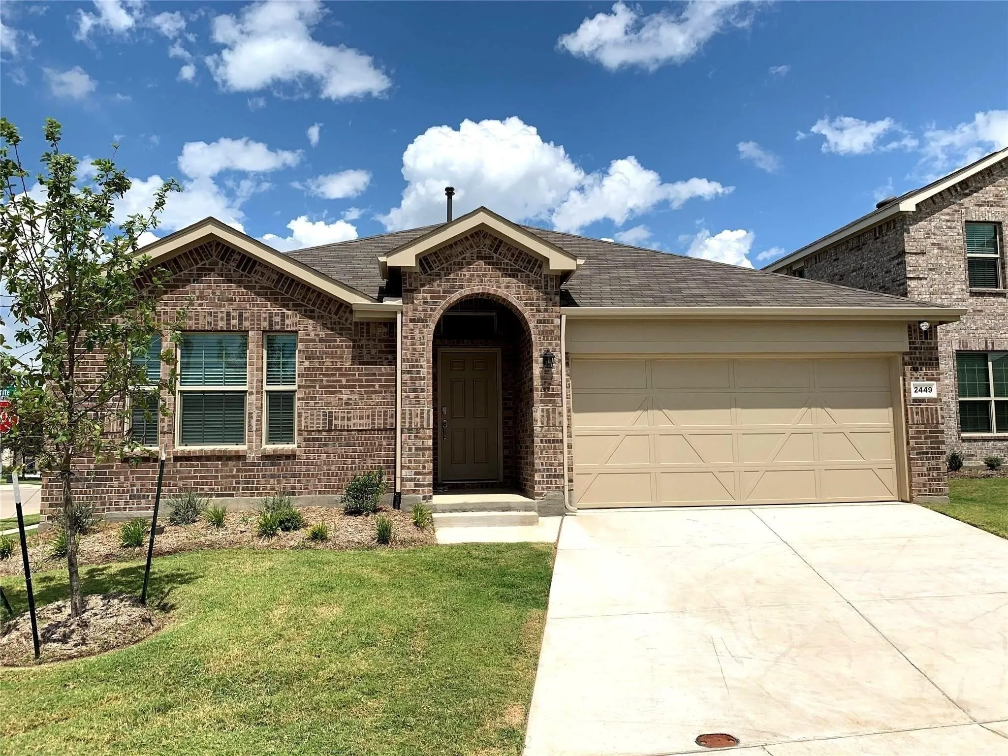 Single Family Residence For Rent in Denton County , 2449 Evening Stone Drive, Little Elm, Texas 76227, 4 Bedroom, 2 Bathroom, 2 Garage spaces, 2,018 Sqft, built in 2020, mls#21402751, Real Estate Agent in Little Elm, Homes For Rent in Denton county, Homes For Rent in Little Elm, Realtor in Little Elm Texas, Real Estate Brokerage Independent Realty Texas, Luminita Cordes Realtor