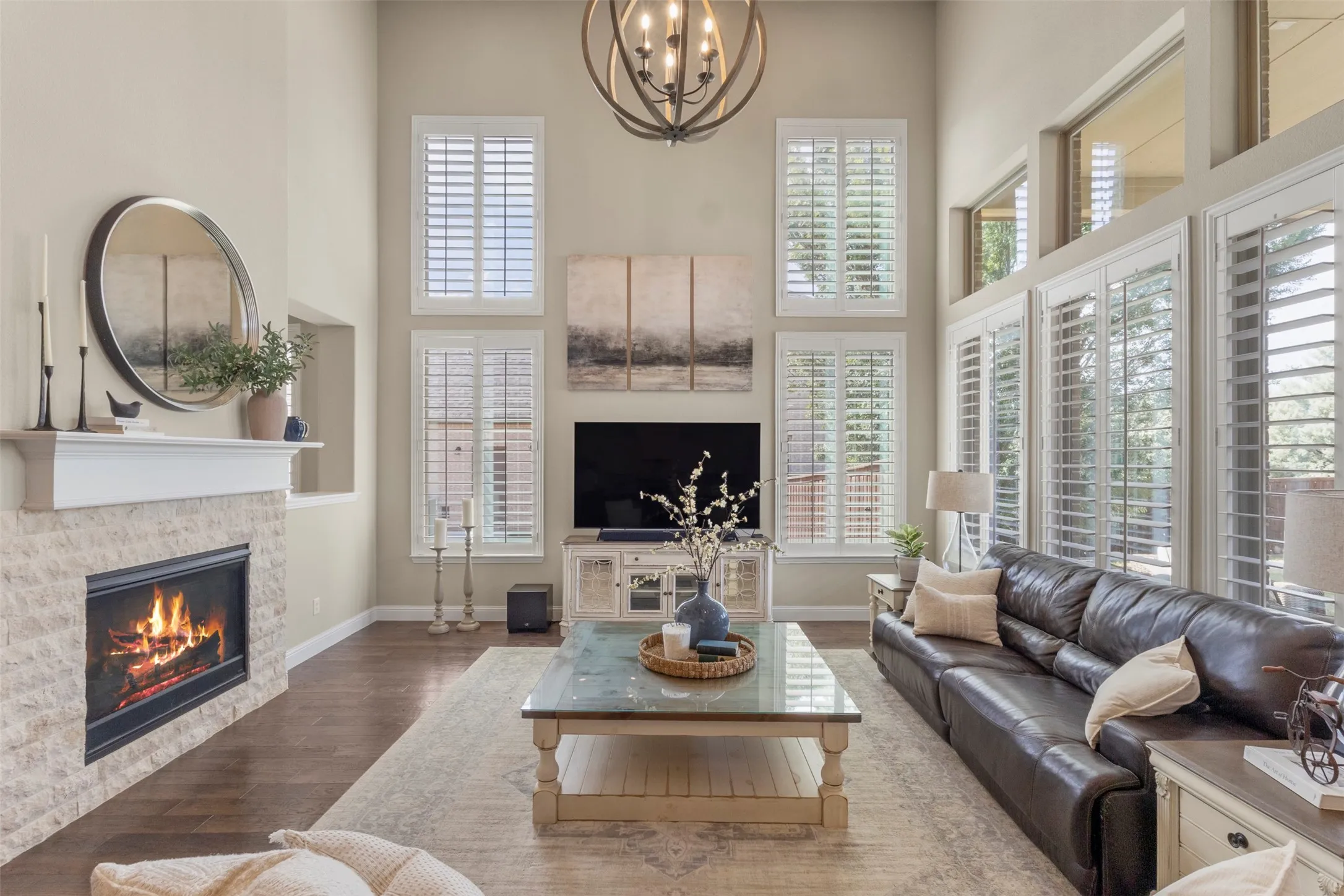 Single Family Residence For Sale in Collin County , 1611 Chisholm Trail, Prosper, Texas 75078, 4 Bedroom, 5 Bathroom, 3 Garage spaces, 4,640 Sqft, built in 2015, mls#21399917, Real Estate Agent in Prosper, Homes For Sale in Collin county, Homes For Sale in Prosper, Realtor in Prosper Texas, Real Estate Brokerage Independent Realty Texas, Luminita Cordes Realtor