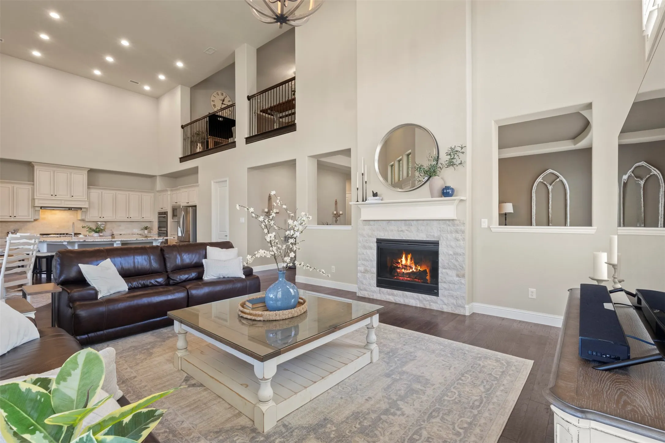 Single Family Residence For Sale in Collin County , 1611 Chisholm Trail, Prosper, Texas 75078, 4 Bedroom, 5 Bathroom, 3 Garage spaces, 4,640 Sqft, built in 2015, mls#21399917, Real Estate Agent in Prosper, Homes For Sale in Collin county, Homes For Sale in Prosper, Realtor in Prosper Texas, Real Estate Brokerage Independent Realty Texas, Luminita Cordes Realtor