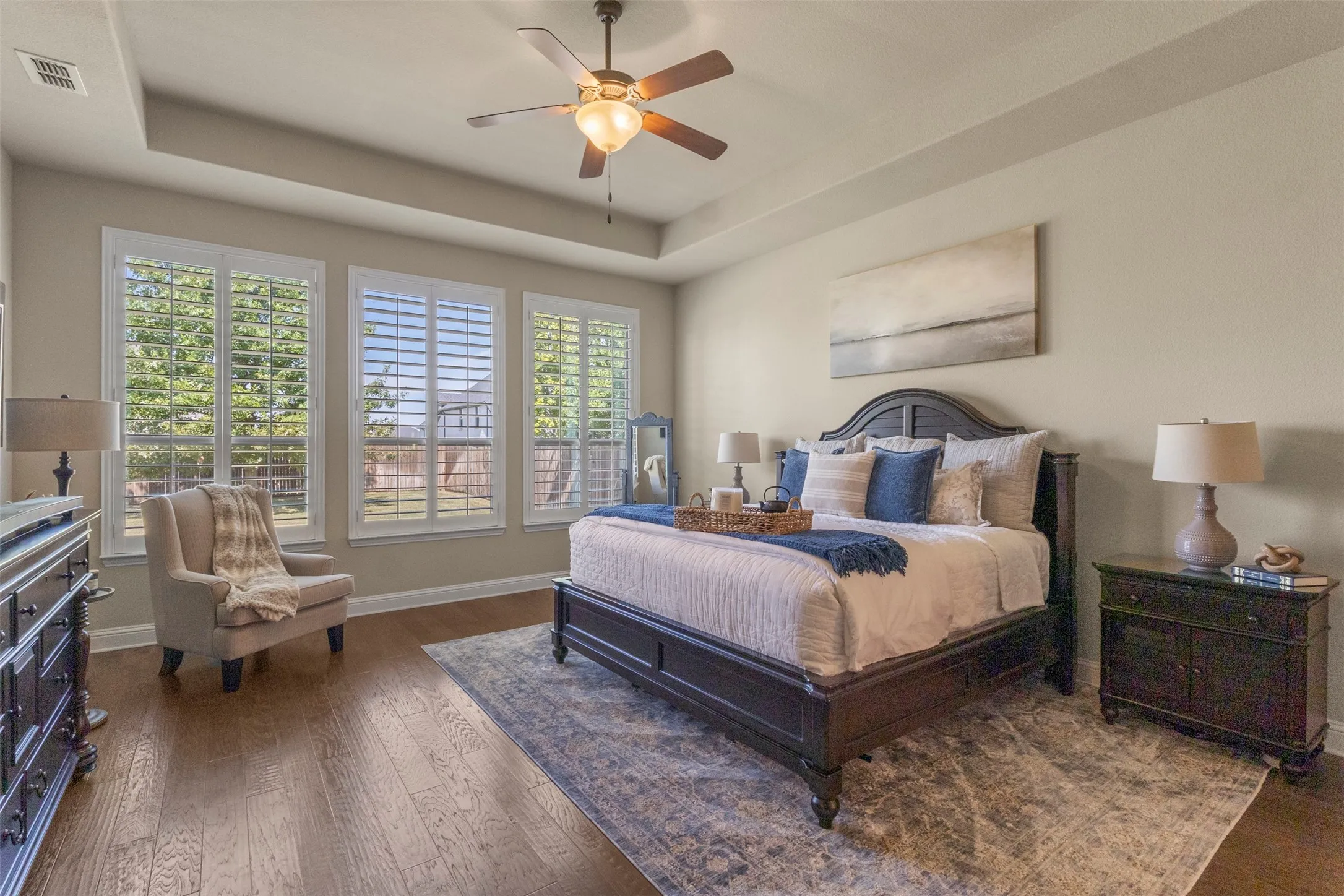 Single Family Residence For Sale in Collin County , 1611 Chisholm Trail, Prosper, Texas 75078, 4 Bedroom, 5 Bathroom, 3 Garage spaces, 4,640 Sqft, built in 2015, mls#21399917, Real Estate Agent in Prosper, Homes For Sale in Collin county, Homes For Sale in Prosper, Realtor in Prosper Texas, Real Estate Brokerage Independent Realty Texas, Luminita Cordes Realtor