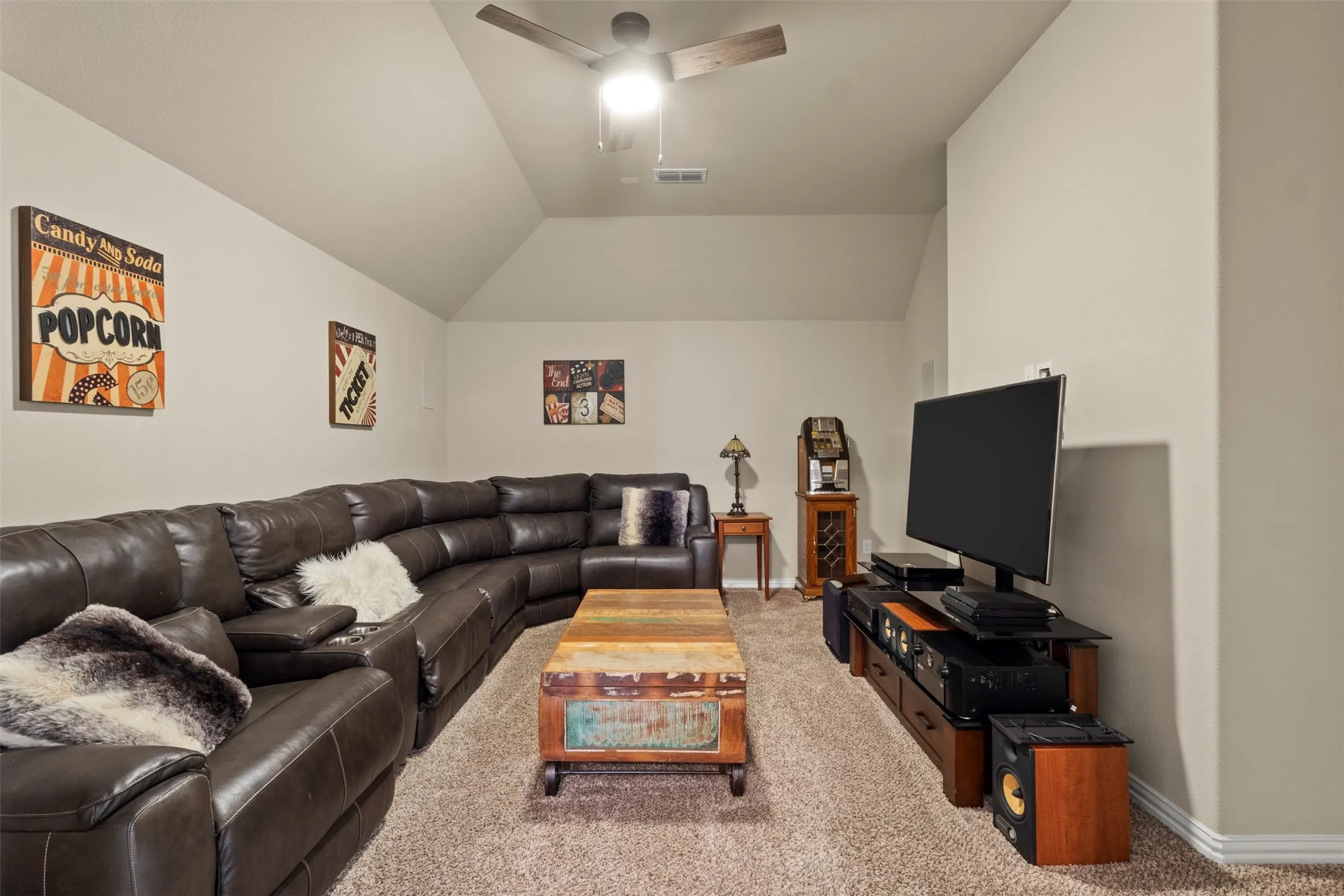 Single Family Residence For Sale in Collin County , 1611 Chisholm Trail, Prosper, Texas 75078, 4 Bedroom, 5 Bathroom, 3 Garage spaces, 4,640 Sqft, built in 2015, mls#21399917, Real Estate Agent in Prosper, Homes For Sale in Collin county, Homes For Sale in Prosper, Realtor in Prosper Texas, Real Estate Brokerage Independent Realty Texas, Luminita Cordes Realtor