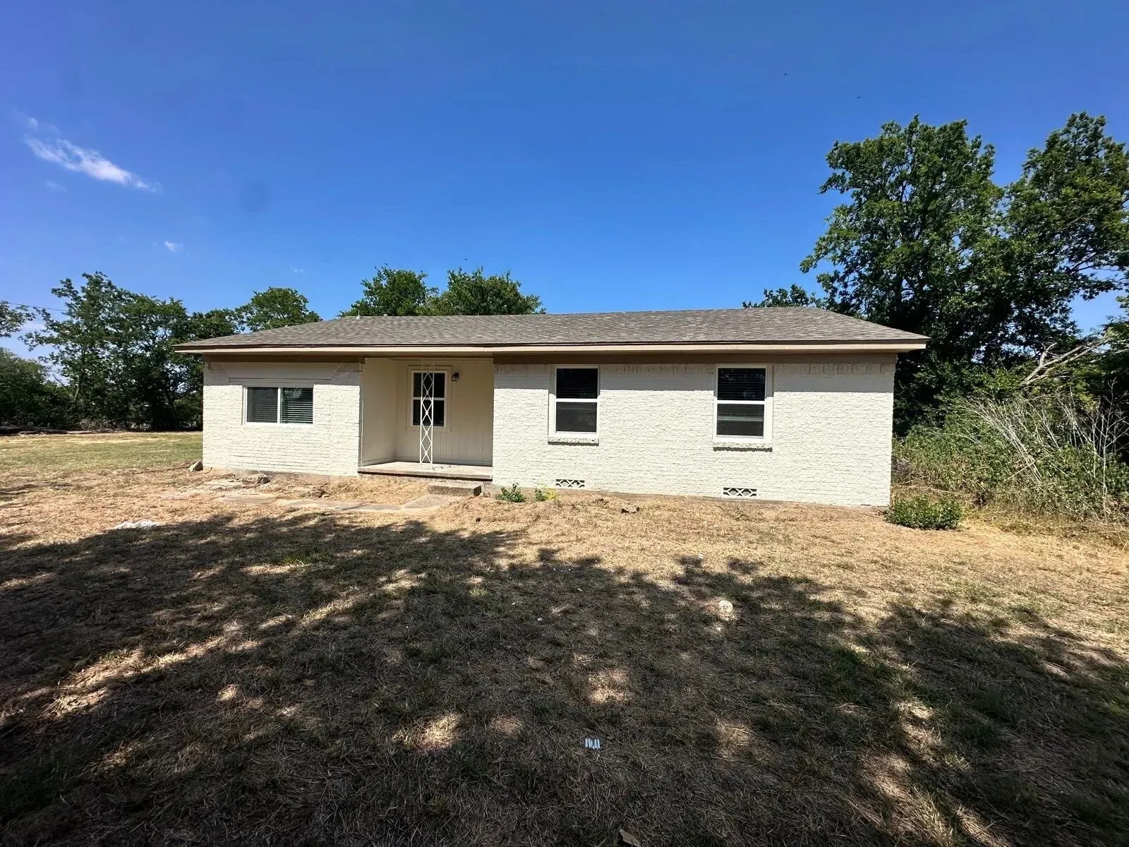 Single Family Residence For Rent