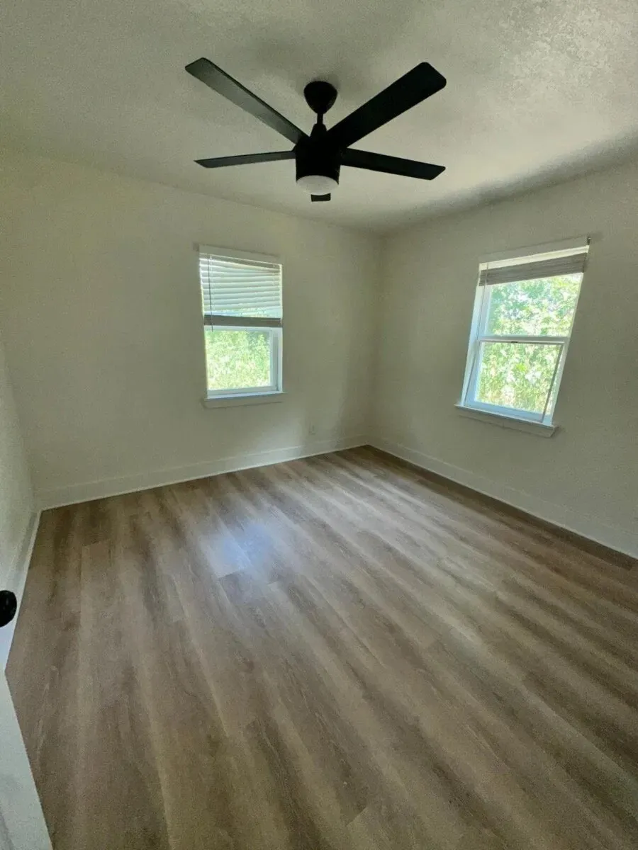 Single Family Residence For Rent in Kaufman County , 3075 E Highway 175, Kaufman, Texas 75142, 4 Bedroom, 2 Bathroom, Garage spaces, 1,445 Sqft, built in 1985, mls#21402752, Real Estate Agent in Kaufman, Homes For Rent in Kaufman county, Homes For Rent in Kaufman, Realtor in Kaufman Texas, Real Estate Brokerage Independent Realty Texas, Luminita Cordes Realtor