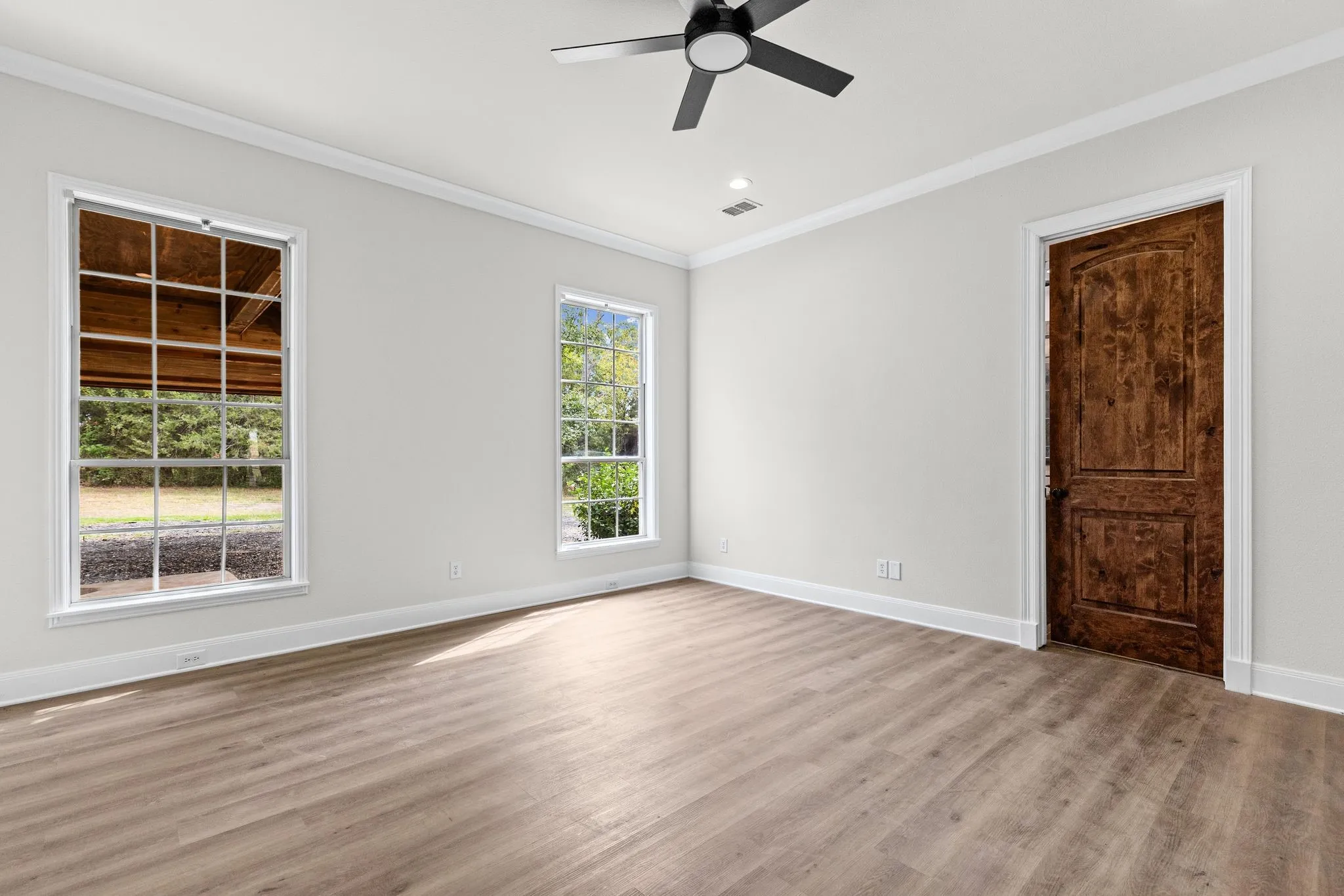 Single Family Residence For Sale in Hopkins County , 133 County Road 1444, Sulphur Springs, Texas 75482, 6 Bedroom, 4 Bathroom, Garage spaces, 3,321 Sqft, built in 2009, mls#21402708, Real Estate Agent in Sulphur Springs, Homes For Sale in Hopkins county, Homes For Sale in Sulphur Springs, Realtor in Sulphur Springs Texas, Real Estate Brokerage Independent Realty Texas, Luminita Cordes Realtor
