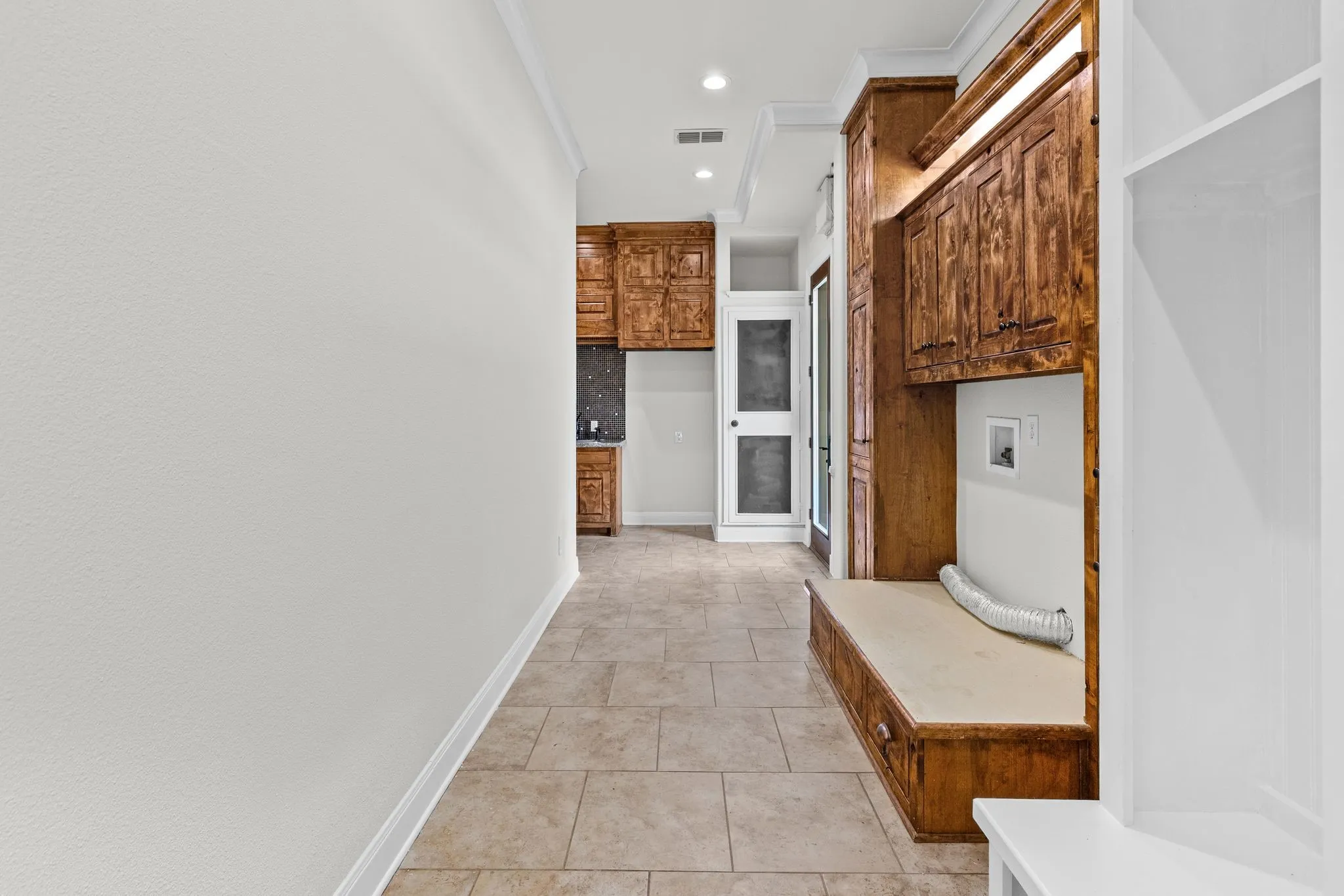 Single Family Residence For Sale in Hopkins County , 133 County Road 1444, Sulphur Springs, Texas 75482, 6 Bedroom, 4 Bathroom, Garage spaces, 3,321 Sqft, built in 2009, mls#21402708, Real Estate Agent in Sulphur Springs, Homes For Sale in Hopkins county, Homes For Sale in Sulphur Springs, Realtor in Sulphur Springs Texas, Real Estate Brokerage Independent Realty Texas, Luminita Cordes Realtor