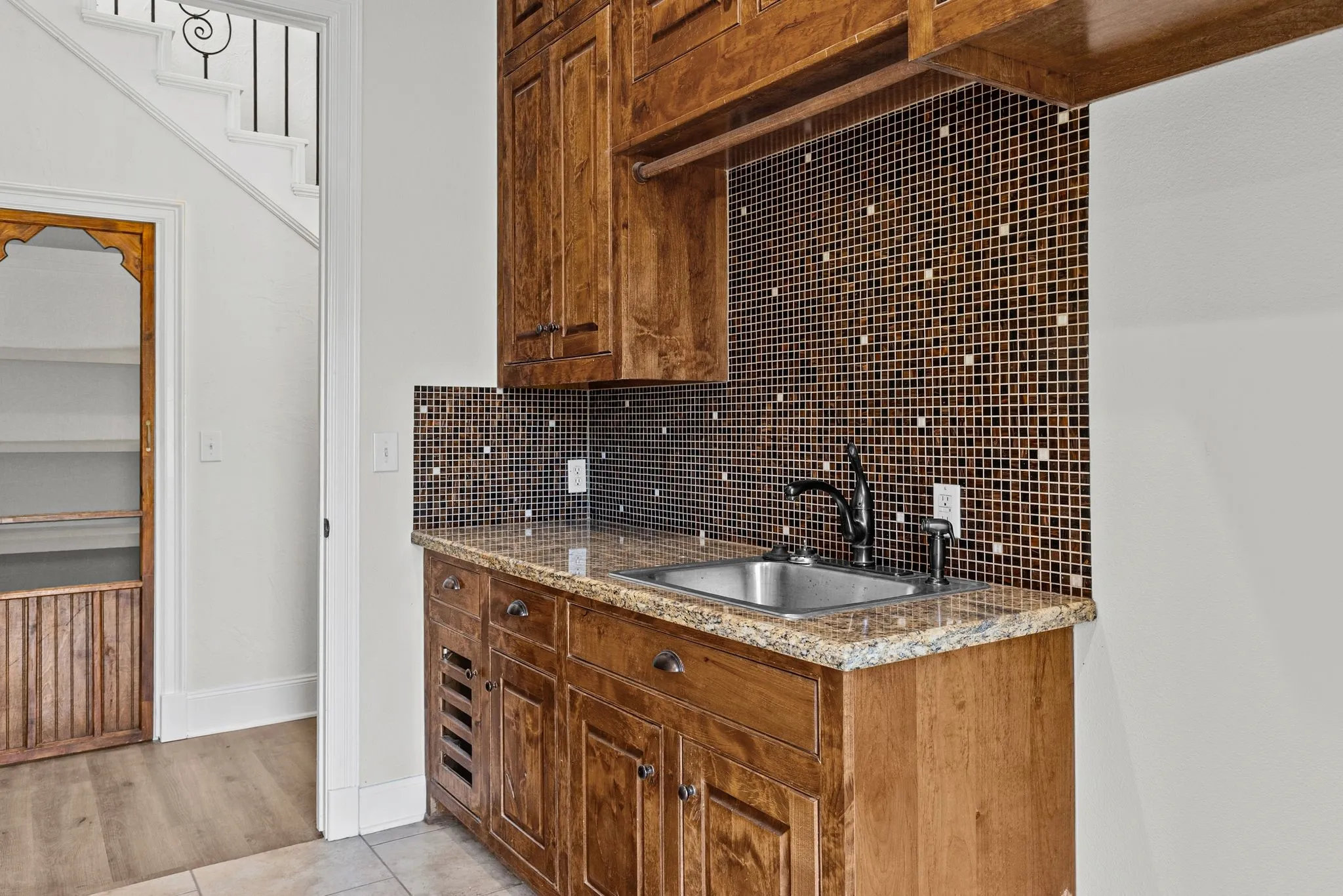 Single Family Residence For Sale in Hopkins County , 133 County Road 1444, Sulphur Springs, Texas 75482, 6 Bedroom, 4 Bathroom, Garage spaces, 3,321 Sqft, built in 2009, mls#21402708, Real Estate Agent in Sulphur Springs, Homes For Sale in Hopkins county, Homes For Sale in Sulphur Springs, Realtor in Sulphur Springs Texas, Real Estate Brokerage Independent Realty Texas, Luminita Cordes Realtor