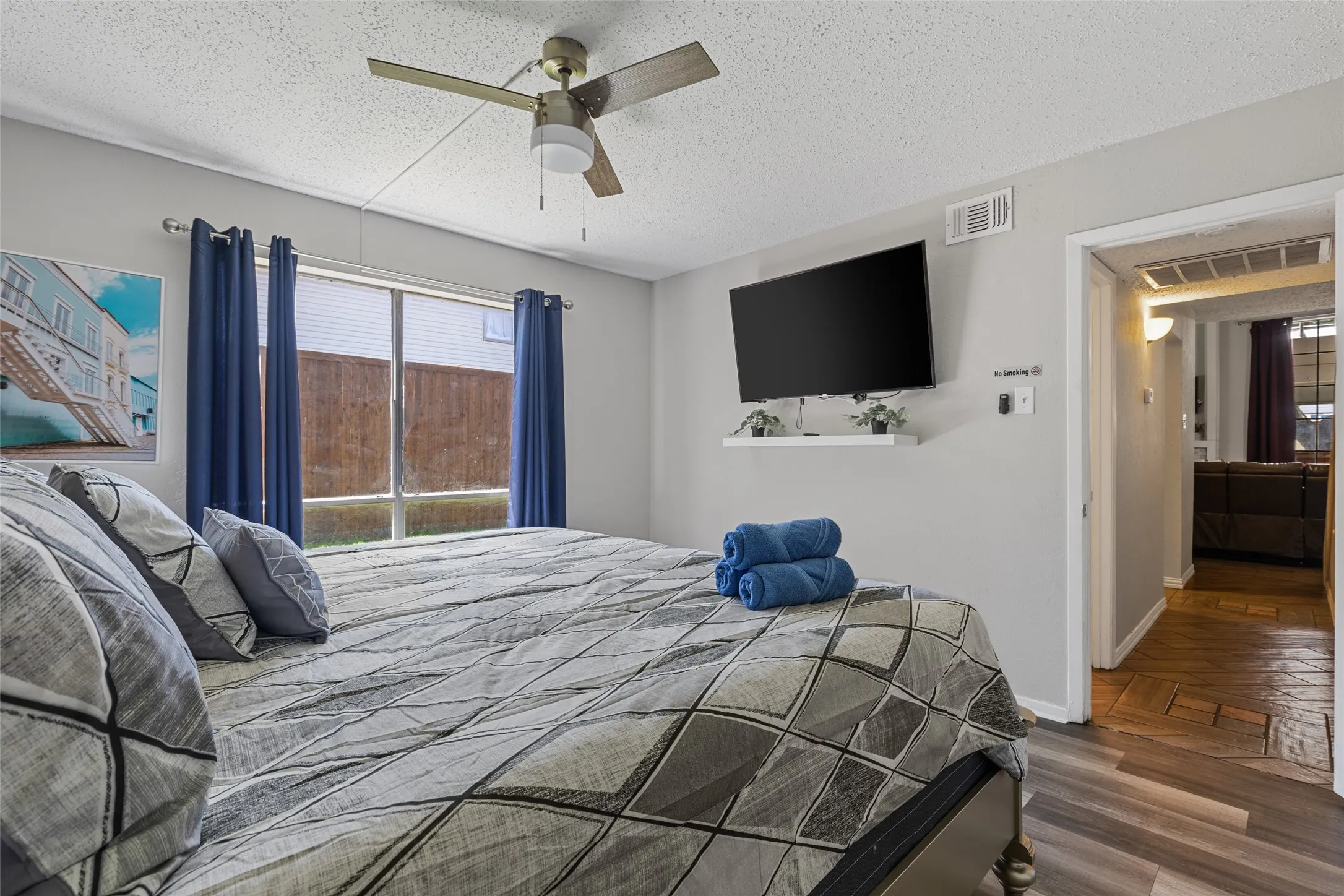 Townhouse For Rent in Dallas County , 2104 Via Balboa, Carrollton, Texas 75006, 3 Bedroom, 2 Bathroom, Garage spaces, 1,250 Sqft, built in 1973, mls#21402746, Real Estate Agent in Carrollton, Homes For Rent in Dallas county, Homes For Rent in Carrollton, Realtor in Carrollton Texas, Real Estate Brokerage Independent Realty Texas, Luminita Cordes Realtor