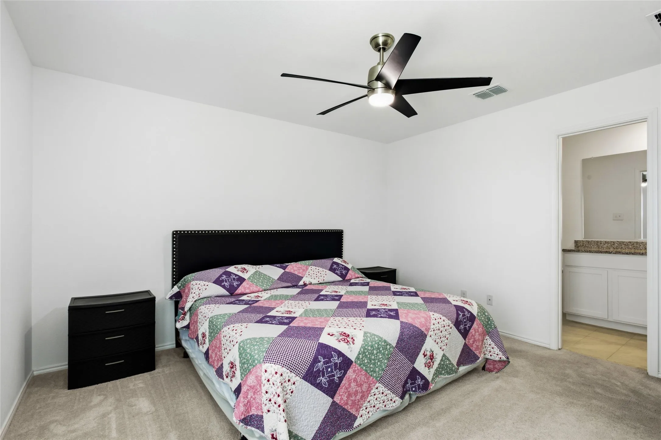 Single Family Residence For Rent in Tarrant County , 9609 Lightfoot Road, Fort Worth, Texas 76179, 3 Bedroom, 2 Bathroom, 2 Garage spaces, 1,255 Sqft, built in 2024, mls#21402758, Real Estate Agent in Fort Worth, Homes For Rent in Tarrant county, Homes For Rent in Fort Worth, Realtor in Fort Worth Texas, Real Estate Brokerage Independent Realty Texas, Luminita Cordes Realtor