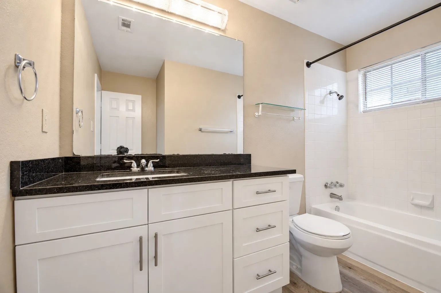 Guest bath with granite countertop