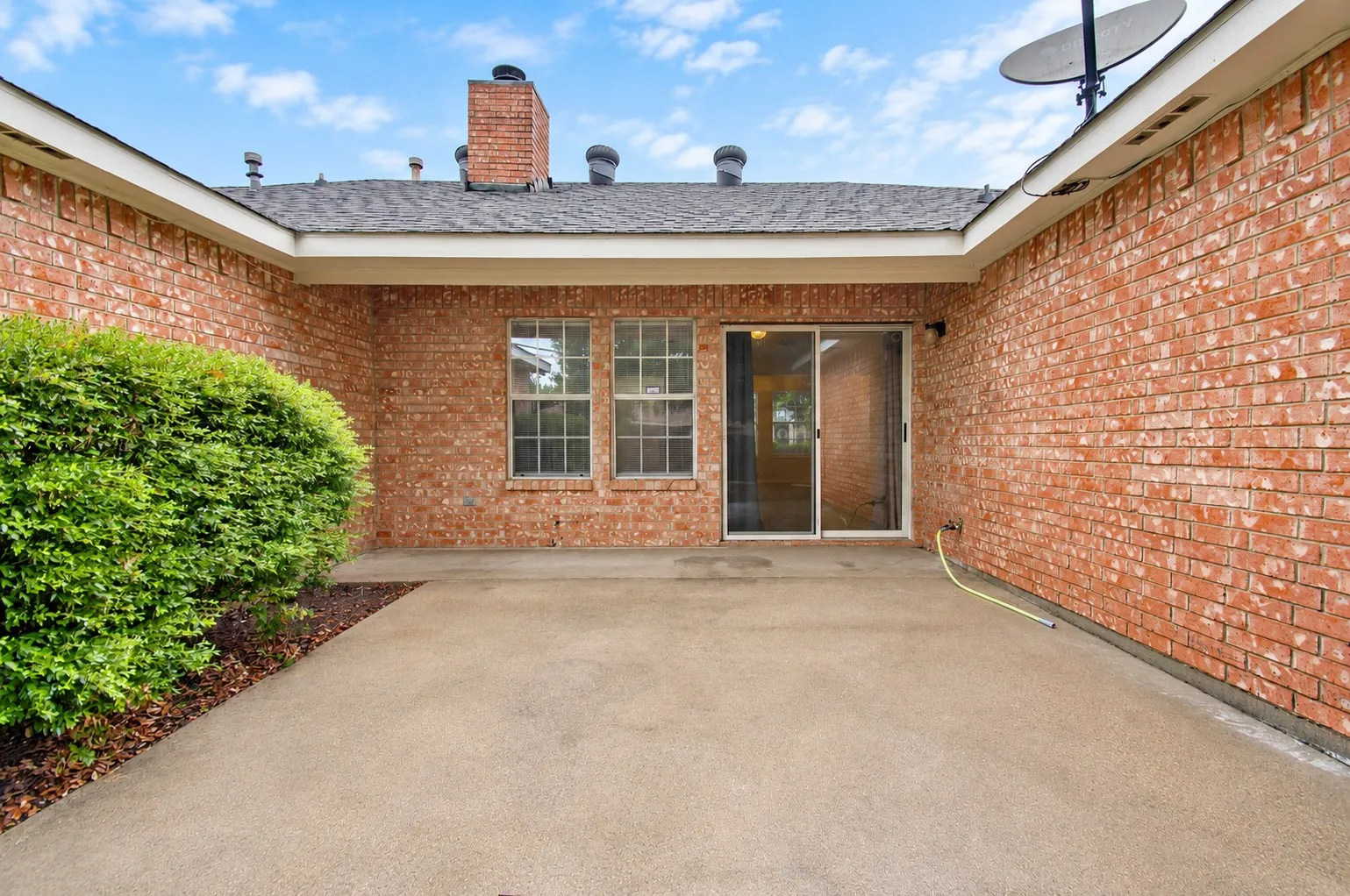 Great sized patio for entertaining and grilling!