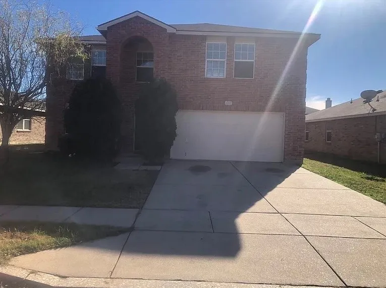 Single Family Residence For Rent in Tarrant County , 4309 Mayberry Lane, Fort Worth, Texas 76123, 5 Bedroom, 4 Bathroom, 2 Garage spaces, 4,088 Sqft, built in 2006, mls#21402764, Real Estate Agent in Fort Worth, Homes For Rent in Tarrant county, Homes For Rent in Fort Worth, Realtor in Fort Worth Texas, Real Estate Brokerage Independent Realty Texas, Luminita Cordes Realtor