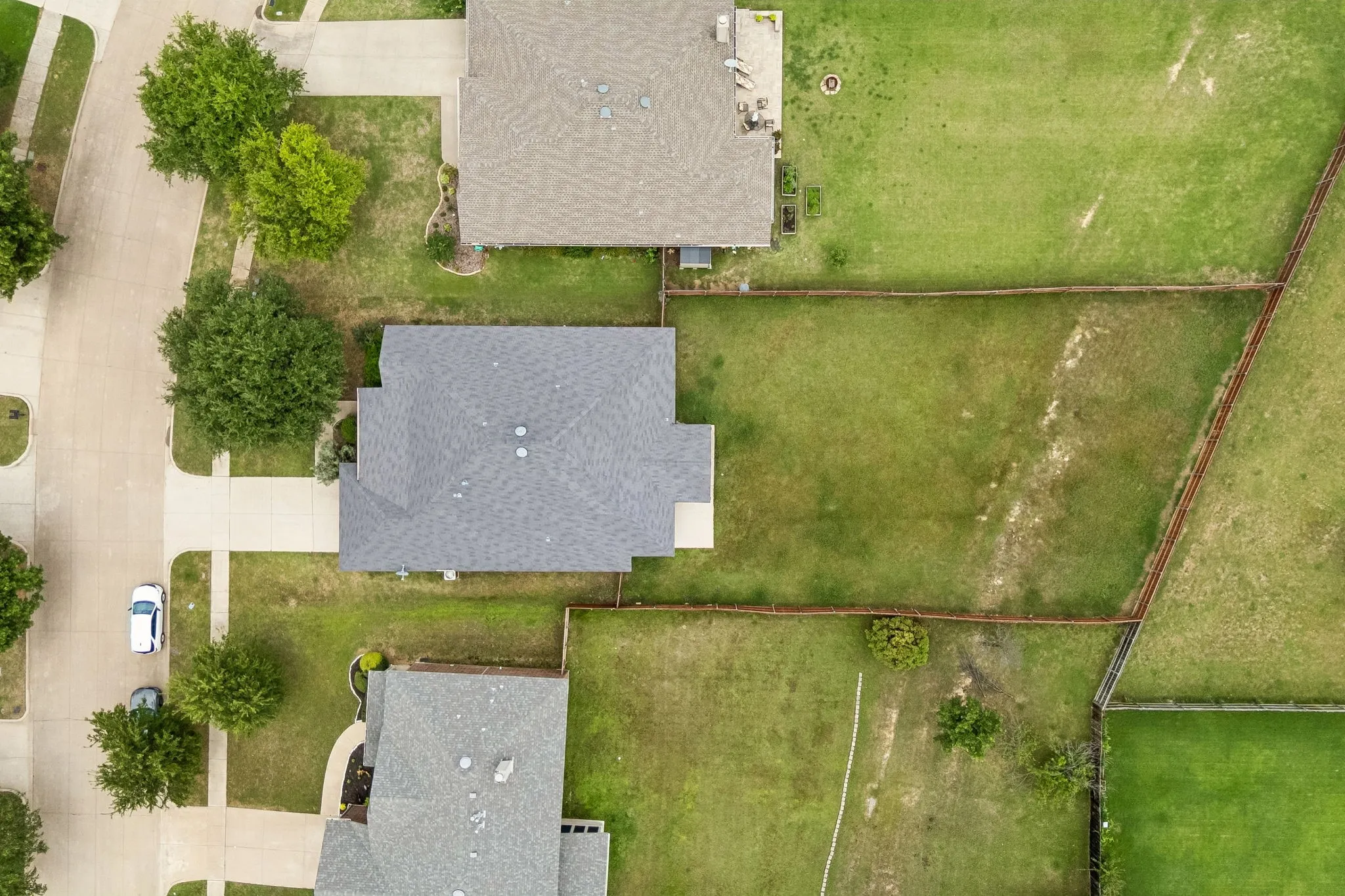 Single Family Residence For Sale in Collin County , 1209 Stone Lane, Celina, Texas 75009, 3 Bedroom, 2 Bathroom, 2 Garage spaces, 2,492 Sqft, built in 2004, mls#21402766, Real Estate Agent in Celina, Homes For Sale in Collin county, Homes For Sale in Celina, Realtor in Celina Texas, Real Estate Brokerage Independent Realty Texas, Luminita Cordes Realtor