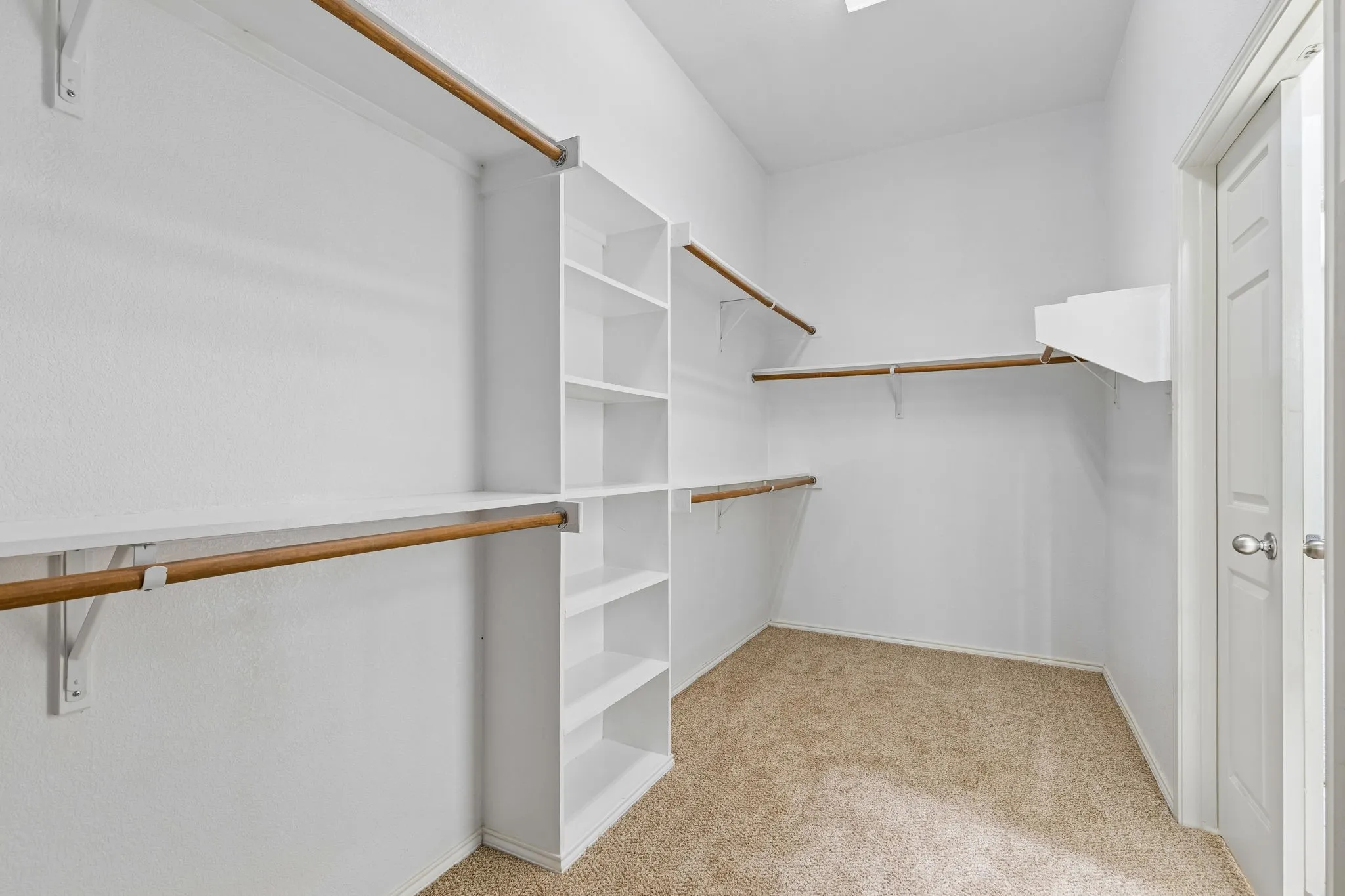 Single Family Residence For Sale in Collin County , 1209 Stone Lane, Celina, Texas 75009, 3 Bedroom, 2 Bathroom, 2 Garage spaces, 2,492 Sqft, built in 2004, mls#21402766, Real Estate Agent in Celina, Homes For Sale in Collin county, Homes For Sale in Celina, Realtor in Celina Texas, Real Estate Brokerage Independent Realty Texas, Luminita Cordes Realtor