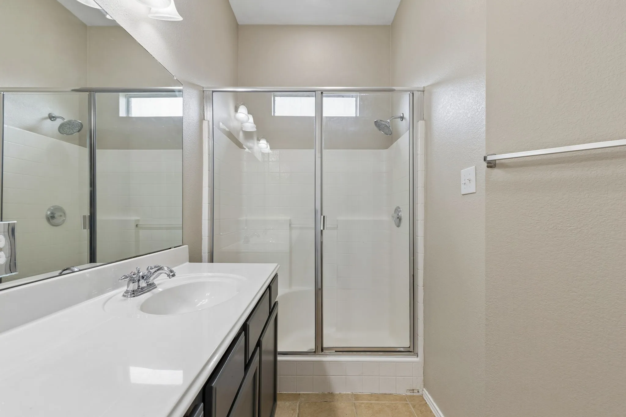 Single Family Residence For Sale in Collin County , 1209 Stone Lane, Celina, Texas 75009, 3 Bedroom, 2 Bathroom, 2 Garage spaces, 2,492 Sqft, built in 2004, mls#21402766, Real Estate Agent in Celina, Homes For Sale in Collin county, Homes For Sale in Celina, Realtor in Celina Texas, Real Estate Brokerage Independent Realty Texas, Luminita Cordes Realtor