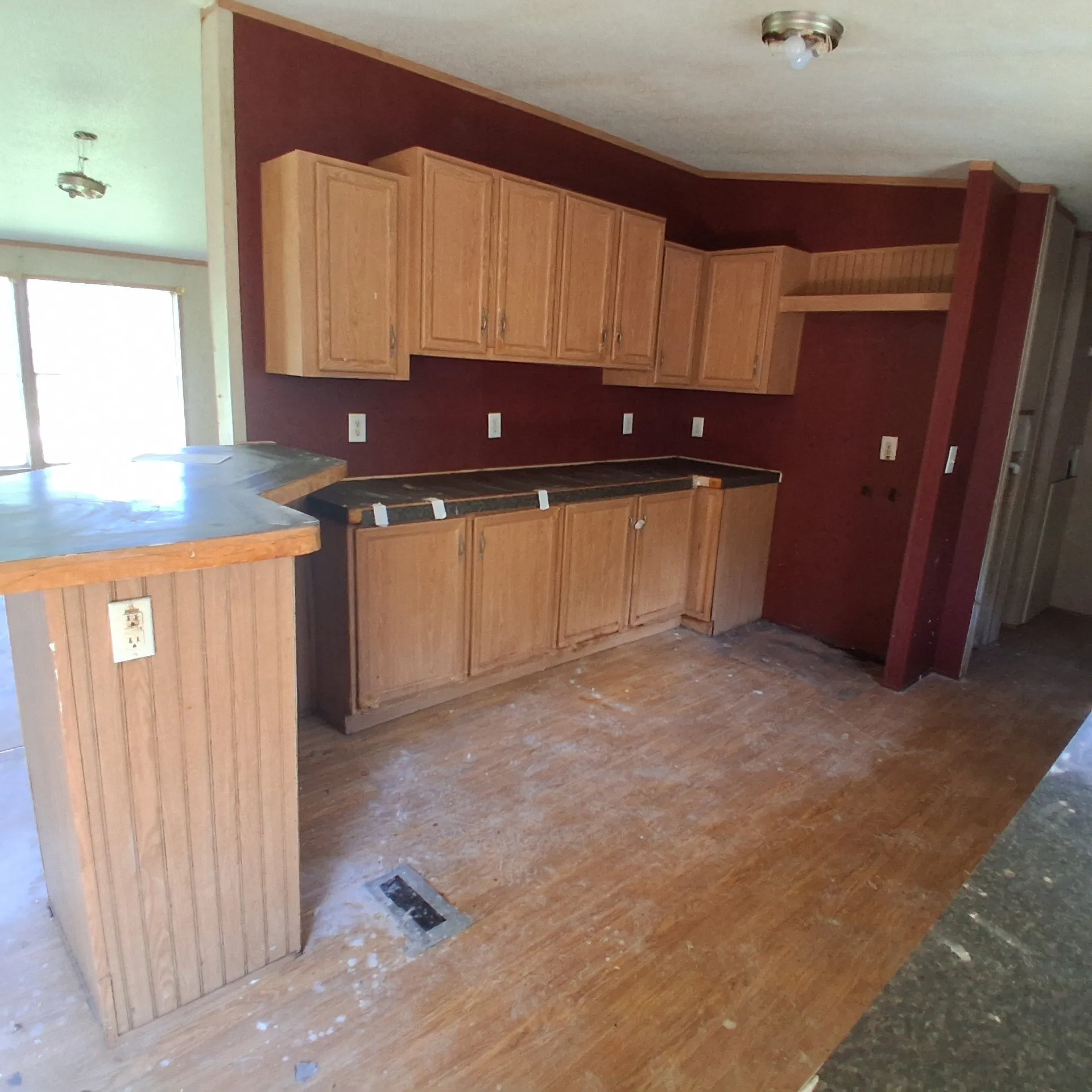 Mobile Home For Sale in Freestone County , 306 South Street, Teague, Texas 75860, 3 Bedroom, 2 Bathroom, Garage spaces, 1,232 Sqft, built in 2008, mls#21394321, Real Estate Agent in Teague, Homes For Sale in Freestone county, Homes For Sale in Teague, Realtor in Teague Texas, Real Estate Brokerage Independent Realty Texas, Luminita Cordes Realtor