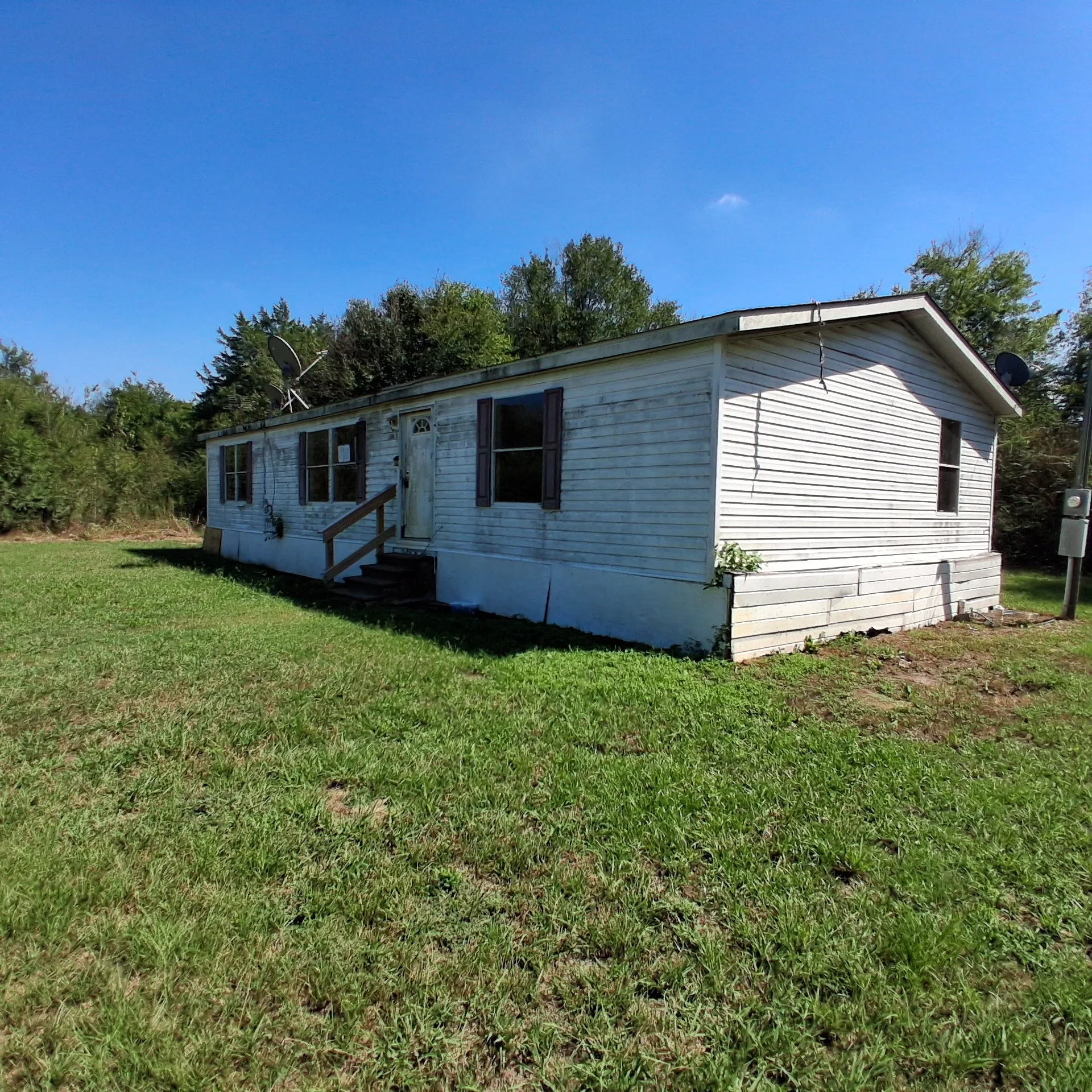 Mobile Home For Sale in Freestone County , 306 South Street, Teague, Texas 75860, 3 Bedroom, 2 Bathroom, Garage spaces, 1,232 Sqft, built in 2008, mls#21394321, Real Estate Agent in Teague, Homes For Sale in Freestone county, Homes For Sale in Teague, Realtor in Teague Texas, Real Estate Brokerage Independent Realty Texas, Luminita Cordes Realtor