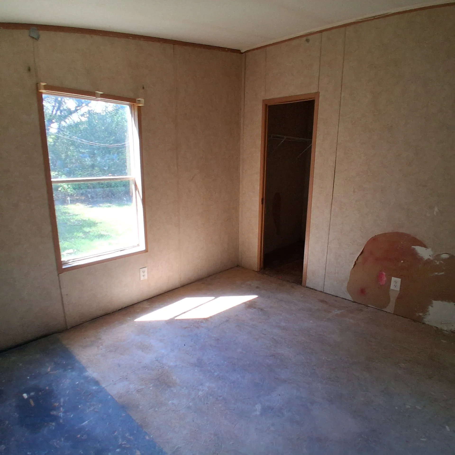 Mobile Home For Sale in Freestone County , 306 South Street, Teague, Texas 75860, 3 Bedroom, 2 Bathroom, Garage spaces, 1,232 Sqft, built in 2008, mls#21394321, Real Estate Agent in Teague, Homes For Sale in Freestone county, Homes For Sale in Teague, Realtor in Teague Texas, Real Estate Brokerage Independent Realty Texas, Luminita Cordes Realtor