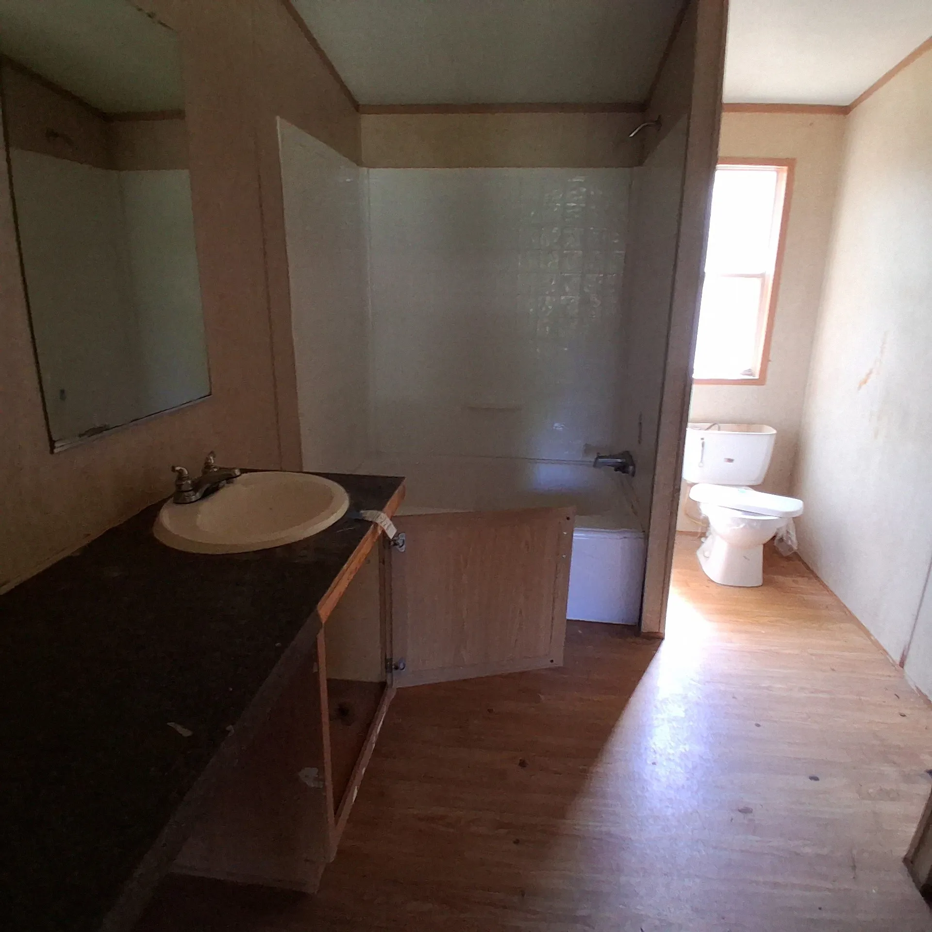 Mobile Home For Sale in Freestone County , 306 South Street, Teague, Texas 75860, 3 Bedroom, 2 Bathroom, Garage spaces, 1,232 Sqft, built in 2008, mls#21394321, Real Estate Agent in Teague, Homes For Sale in Freestone county, Homes For Sale in Teague, Realtor in Teague Texas, Real Estate Brokerage Independent Realty Texas, Luminita Cordes Realtor