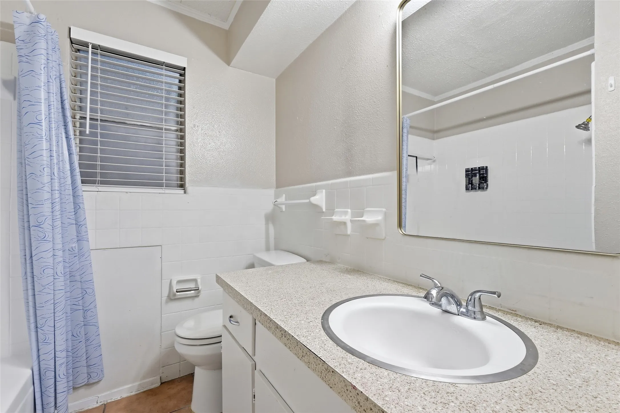 Quadruplex For Sale in Dallas County , 208 Alpine Court, Irving, Texas 75060, 2 Bedroom, 1 Bathroom, Garage spaces, 0 Sqft, built in 1965, mls#21398517, Real Estate Agent in Irving, Homes For Sale in Dallas county, Homes For Sale in Irving, Realtor in Irving Texas, Real Estate Brokerage Independent Realty Texas, Luminita Cordes Realtor