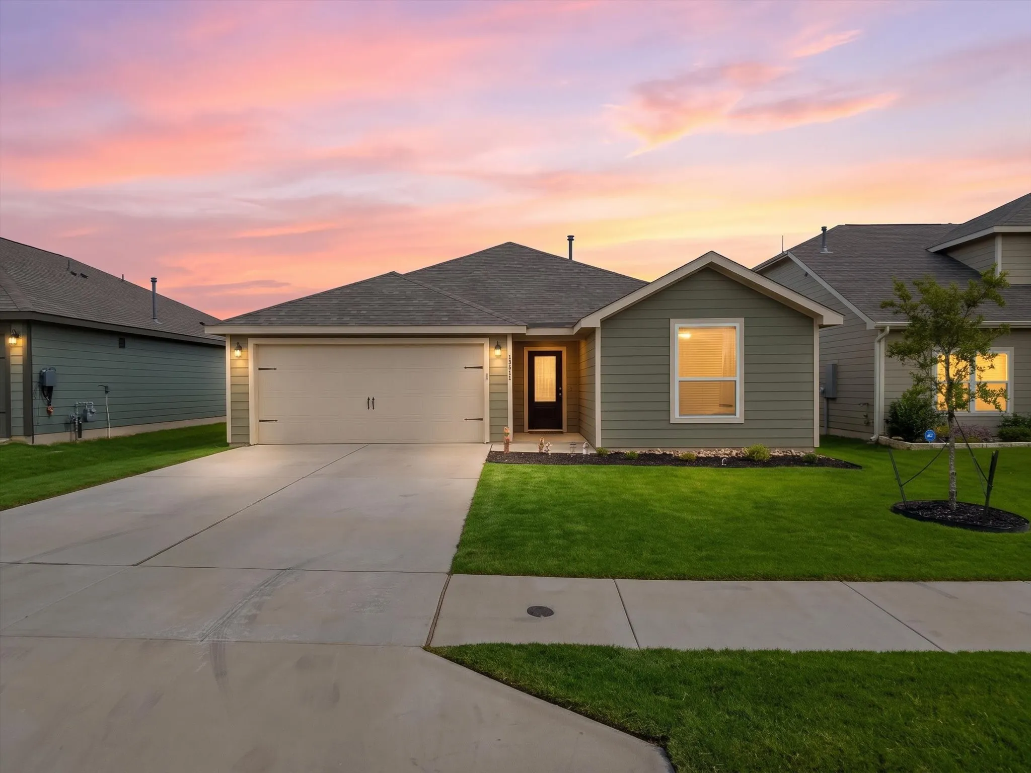 Single Family Residence For Sale in Denton County , 13511 Granite Park Road, Ponder, Texas 76259, 4 Bedroom, 2 Bathroom, 2 Garage spaces, 1,596 Sqft, built in 2023, mls#21400329, Real Estate Agent in Ponder, Homes For Sale in Denton county, Homes For Sale in Ponder, Realtor in Ponder Texas, Real Estate Brokerage Independent Realty Texas, Luminita Cordes Realtor
