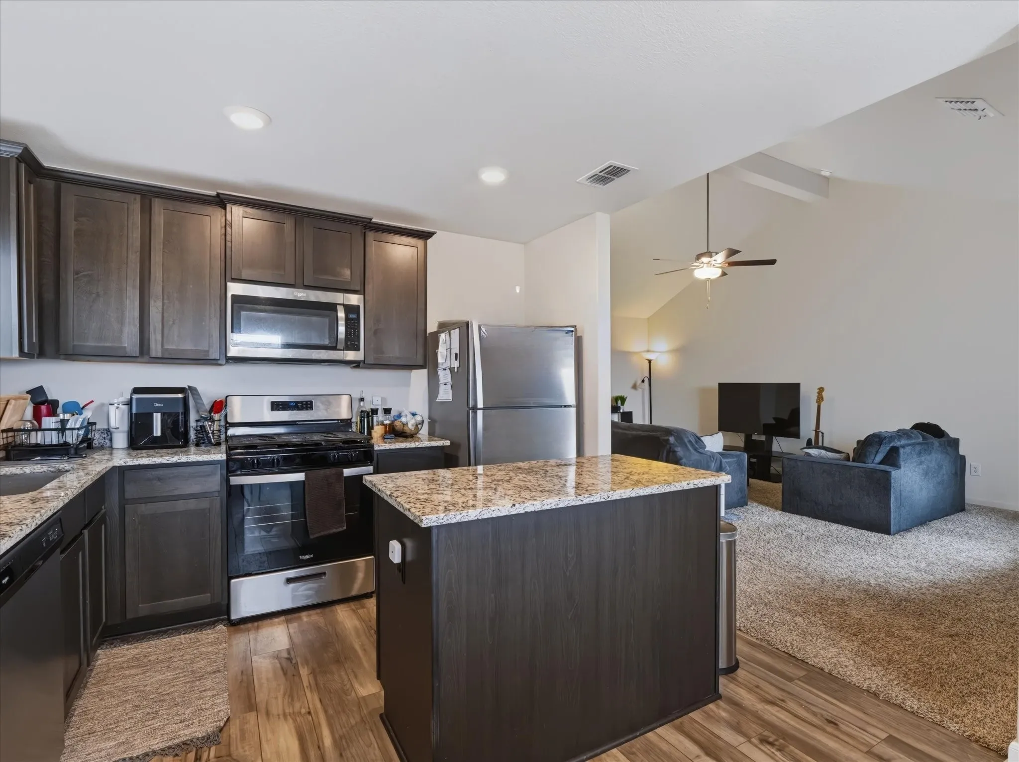 Single Family Residence For Sale in Denton County , 13511 Granite Park Road, Ponder, Texas 76259, 4 Bedroom, 2 Bathroom, 2 Garage spaces, 1,596 Sqft, built in 2023, mls#21400329, Real Estate Agent in Ponder, Homes For Sale in Denton county, Homes For Sale in Ponder, Realtor in Ponder Texas, Real Estate Brokerage Independent Realty Texas, Luminita Cordes Realtor