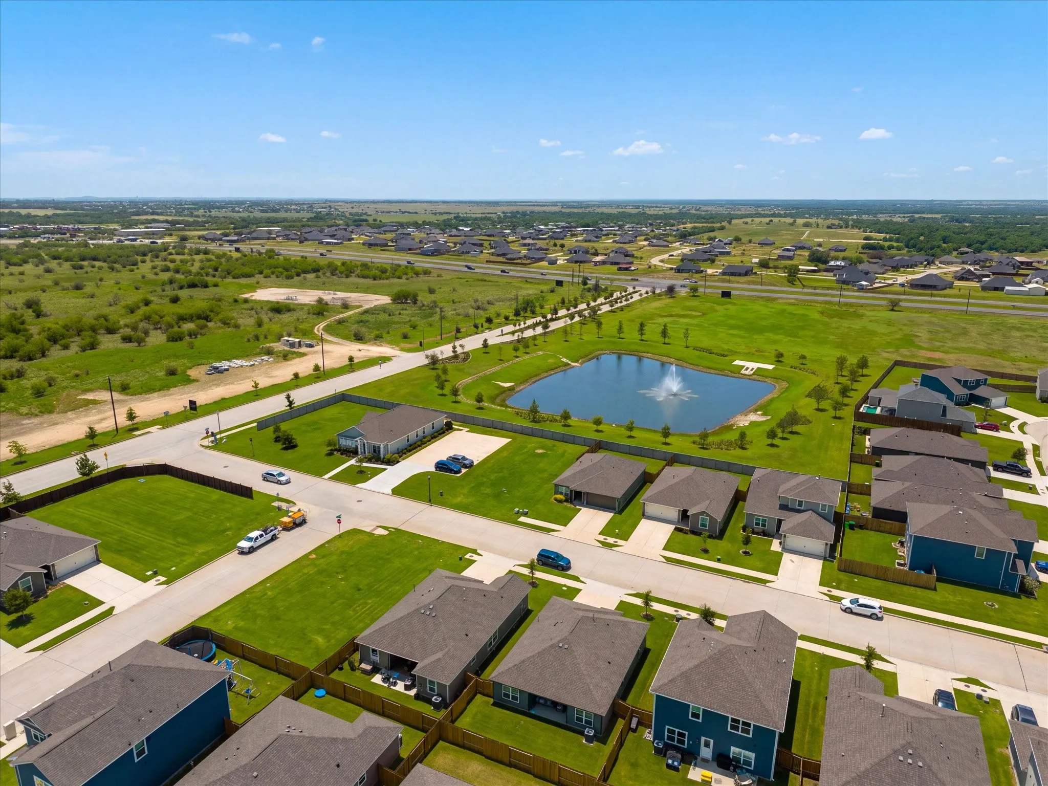 Single Family Residence For Sale in Denton County , 13511 Granite Park Road, Ponder, Texas 76259, 4 Bedroom, 2 Bathroom, 2 Garage spaces, 1,596 Sqft, built in 2023, mls#21400329, Real Estate Agent in Ponder, Homes For Sale in Denton county, Homes For Sale in Ponder, Realtor in Ponder Texas, Real Estate Brokerage Independent Realty Texas, Luminita Cordes Realtor