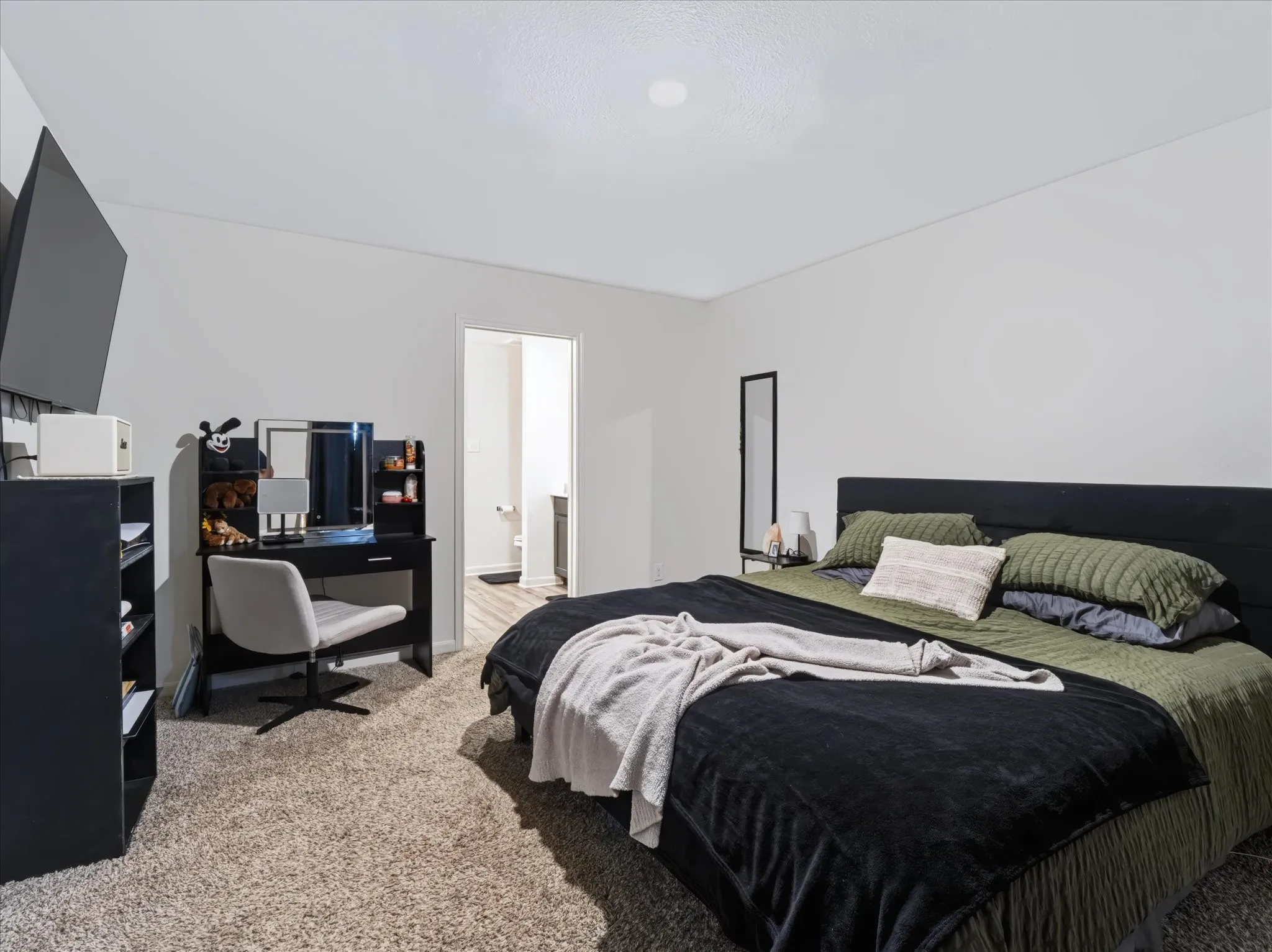 Single Family Residence For Sale in Denton County , 13511 Granite Park Road, Ponder, Texas 76259, 4 Bedroom, 2 Bathroom, 2 Garage spaces, 1,596 Sqft, built in 2023, mls#21400329, Real Estate Agent in Ponder, Homes For Sale in Denton county, Homes For Sale in Ponder, Realtor in Ponder Texas, Real Estate Brokerage Independent Realty Texas, Luminita Cordes Realtor