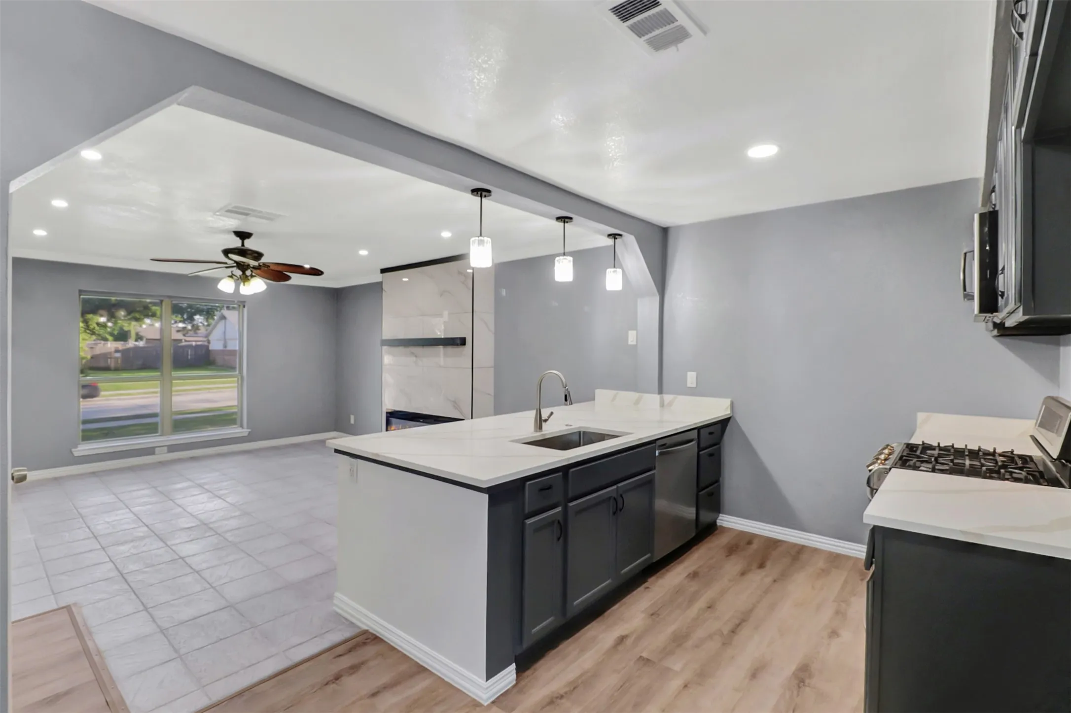 Single Family Residence For Sale in Collin County , 1705 Japonica Lane, Plano, Texas 75074, 3 Bedroom, 2 Bathroom, 1 Garage spaces, 1,264 Sqft, built in 1969, mls#21400641, Real Estate Agent in Plano, Homes For Sale in Collin county, Homes For Sale in Plano, Realtor in Plano Texas, Real Estate Brokerage Independent Realty Texas, Luminita Cordes Realtor